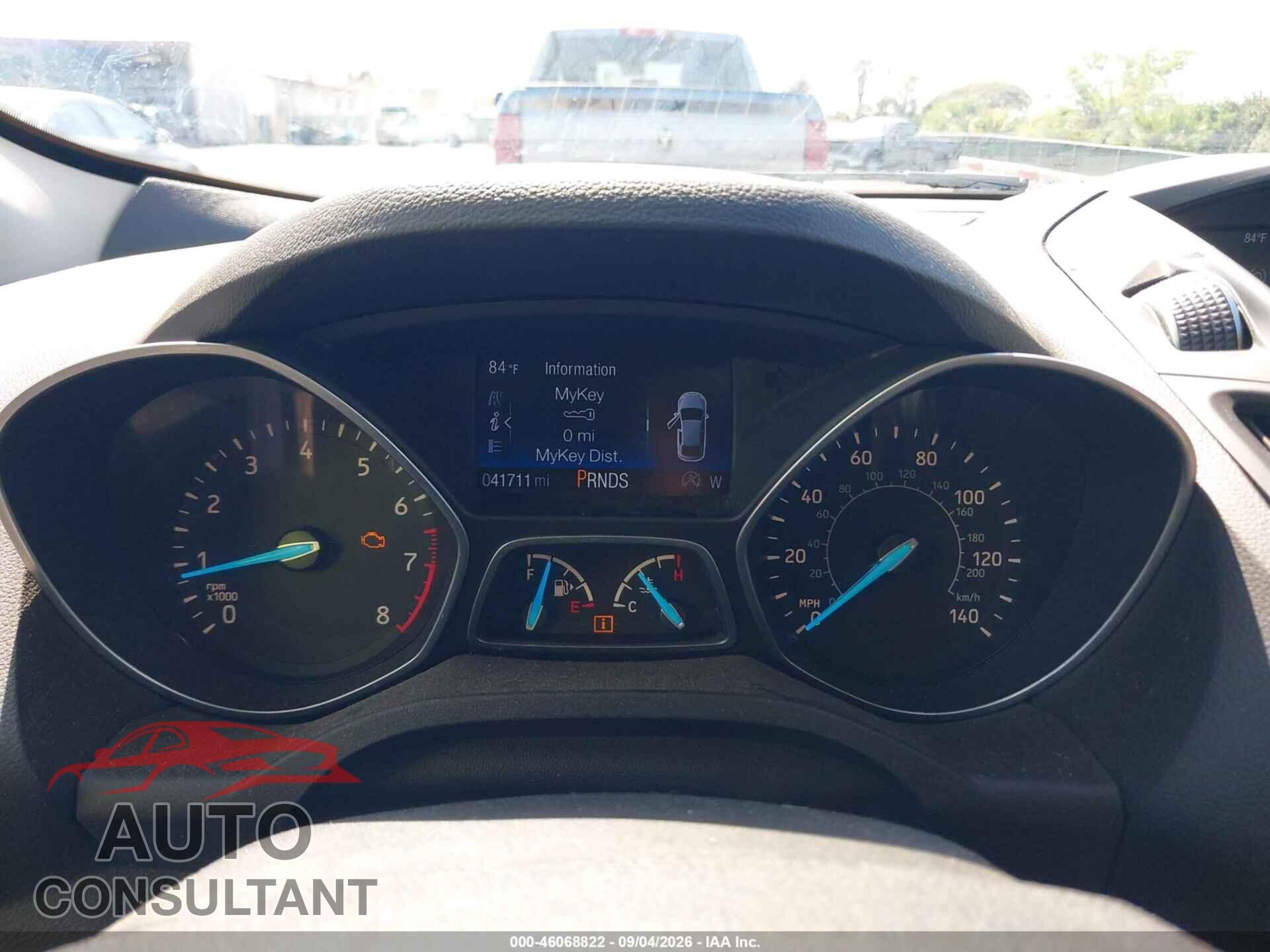 FORD ESCAPE 2017 - 1FMCU9GD2HUB08764