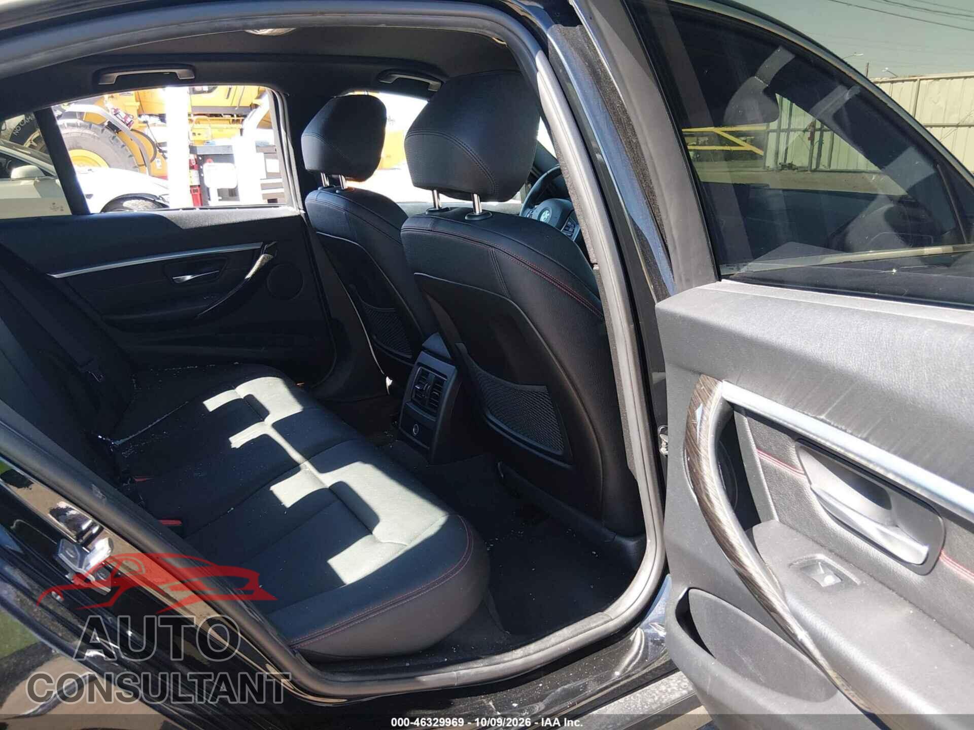 BMW 330E 2017 - WBA8E1C59HK895132