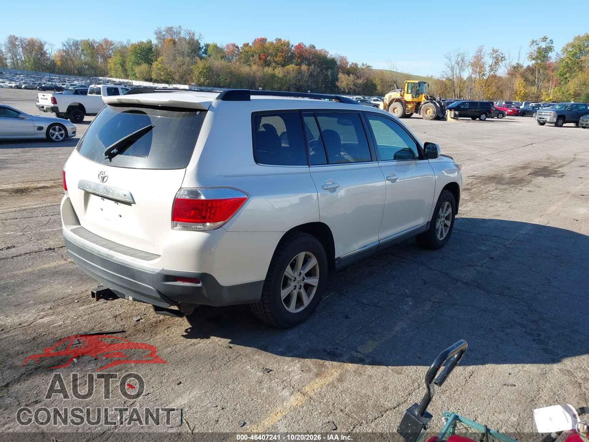 TOYOTA HIGHLANDER 2013 - 5TDZK3EH8DS104885