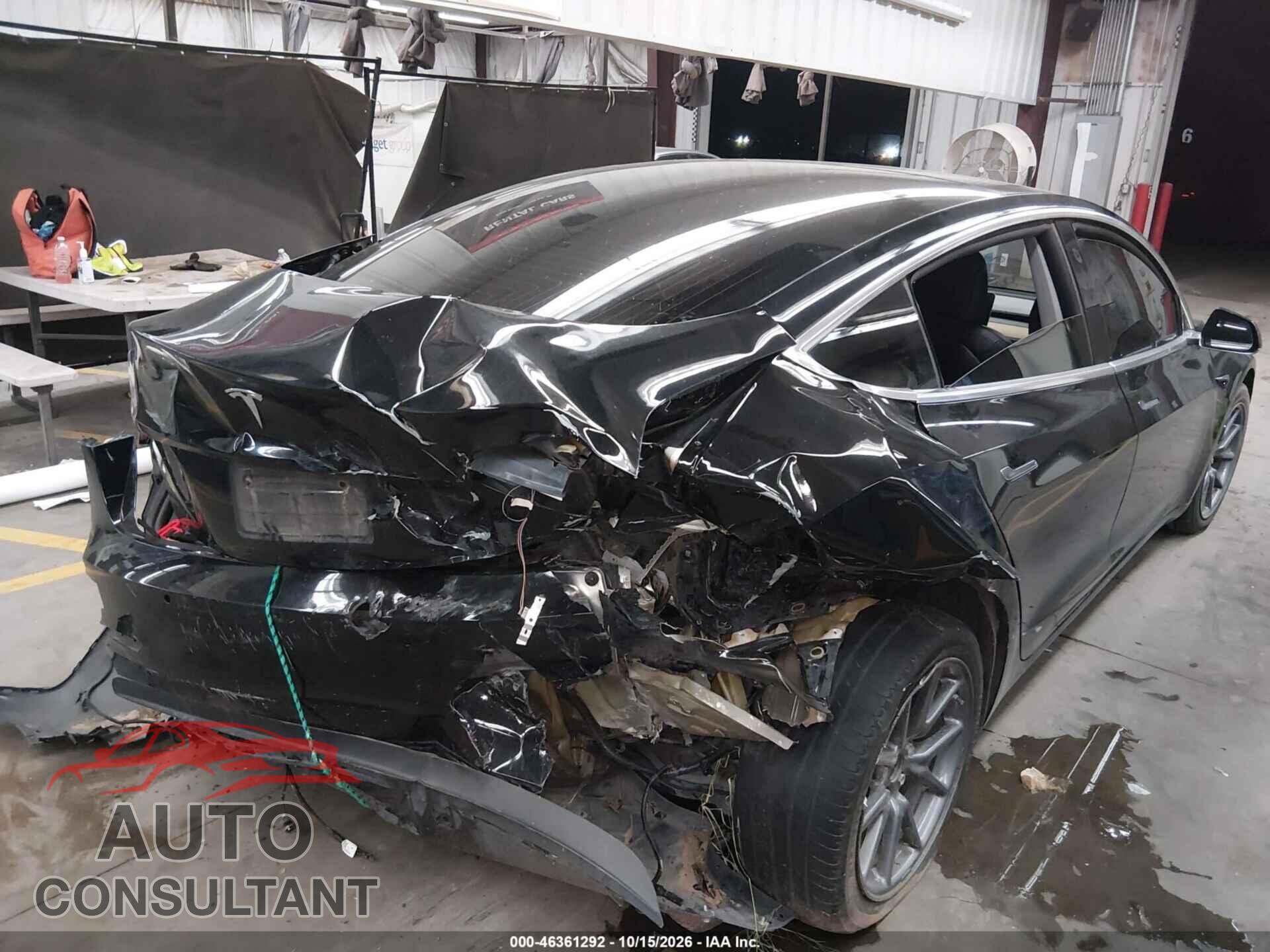 TESLA MODEL 3 2019 - 5YJ3E1EB5KF388376