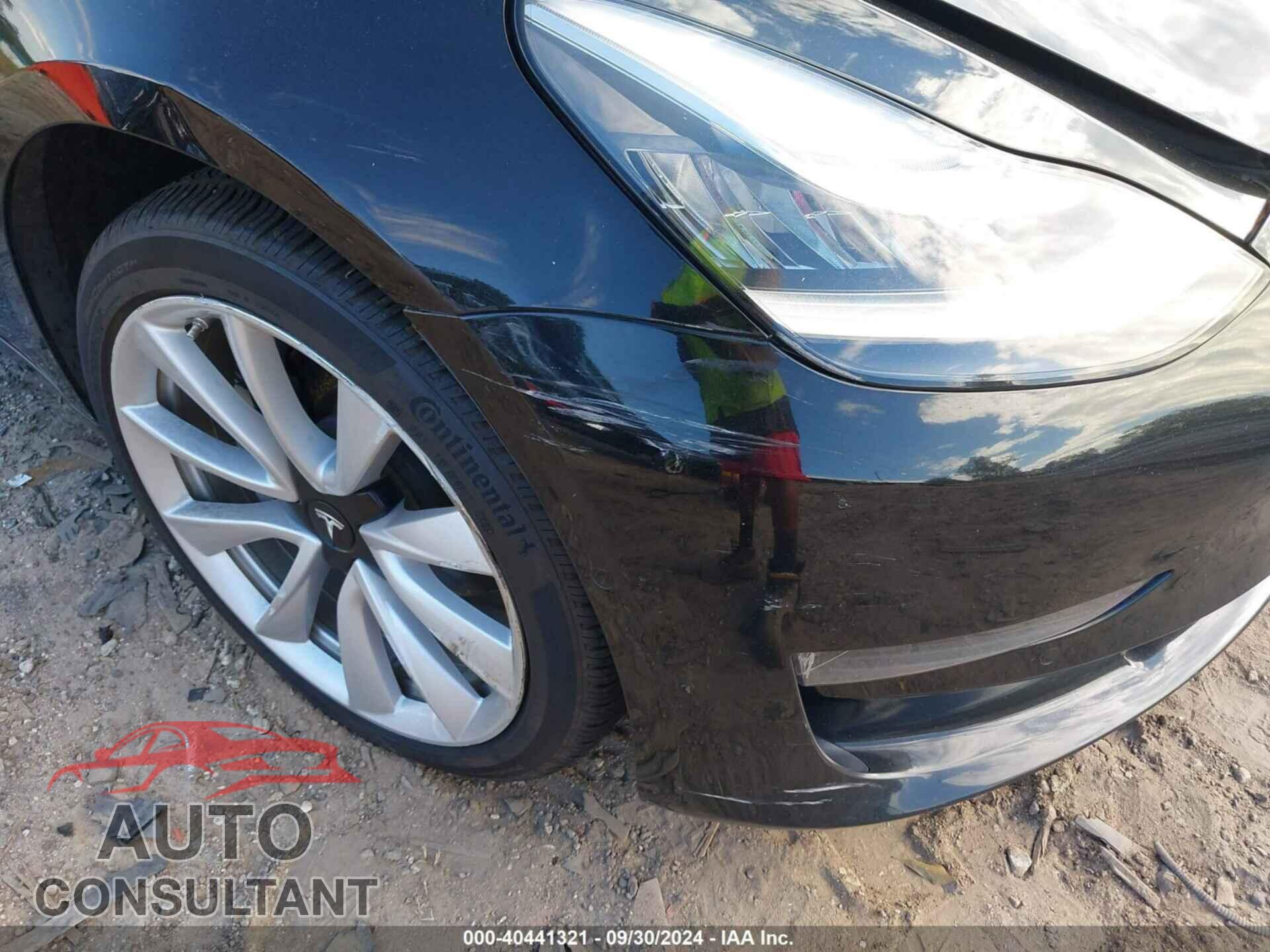 TESLA MODEL 3 2019 - 5YJ3E1EA9KF317639