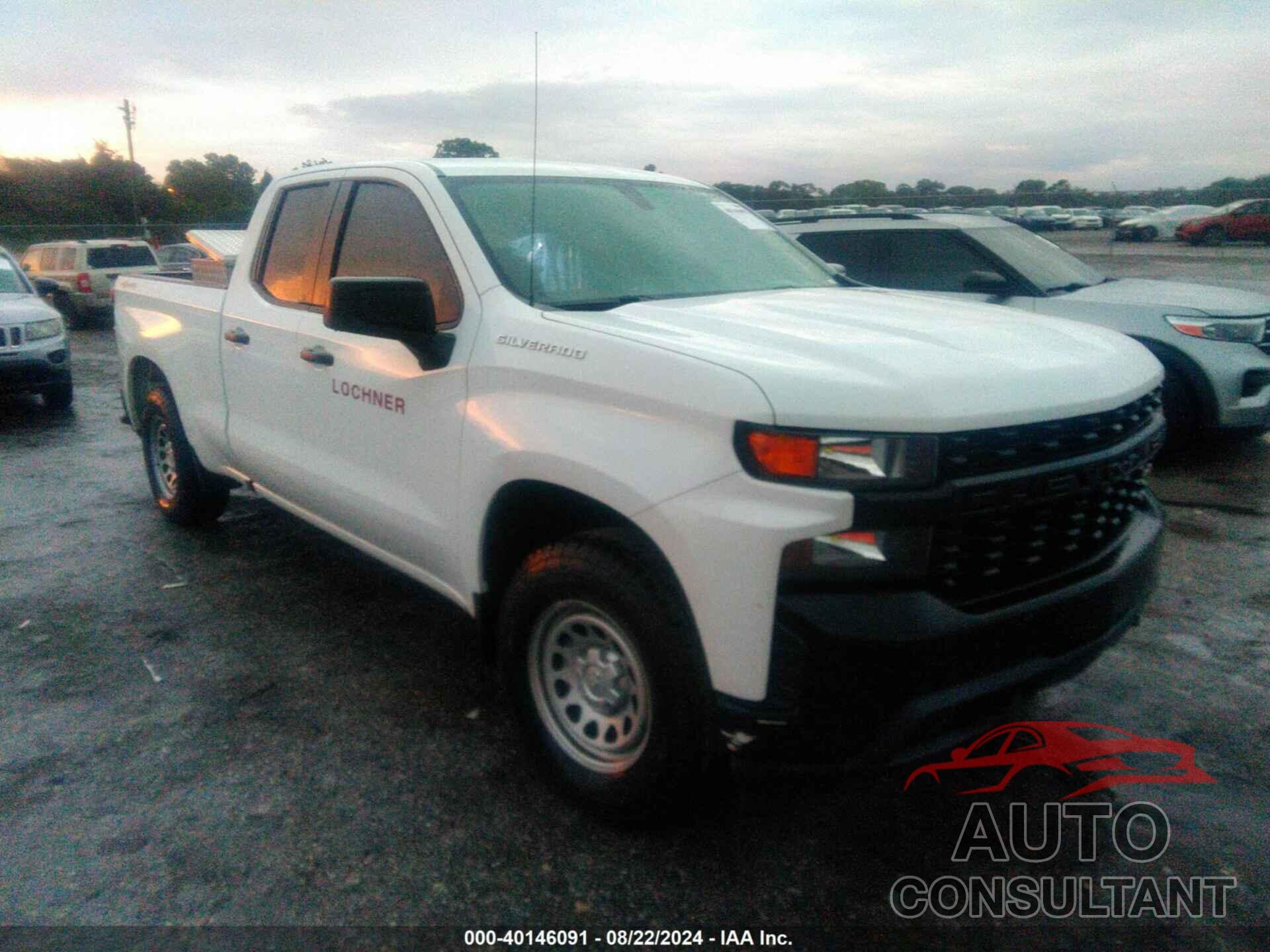 CHEVROLET SILVERADO 1500 2019 - 1GCRYAEF9KZ200568