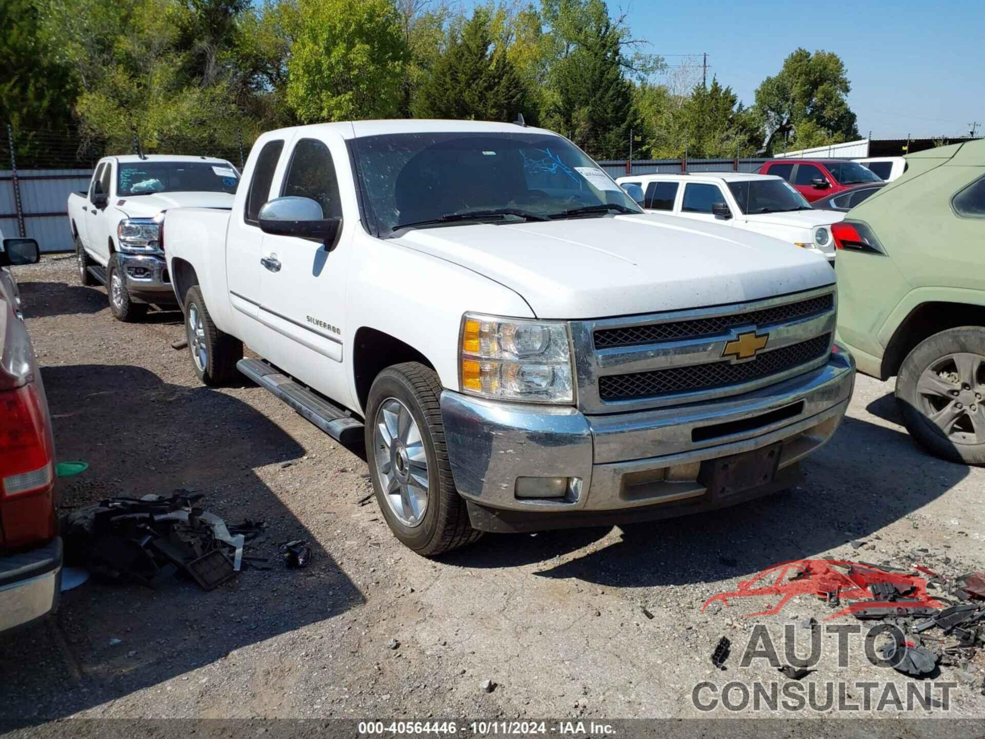 CHEVROLET SILVERADO 1500 2012 - 1GCRCSE06CZ224232