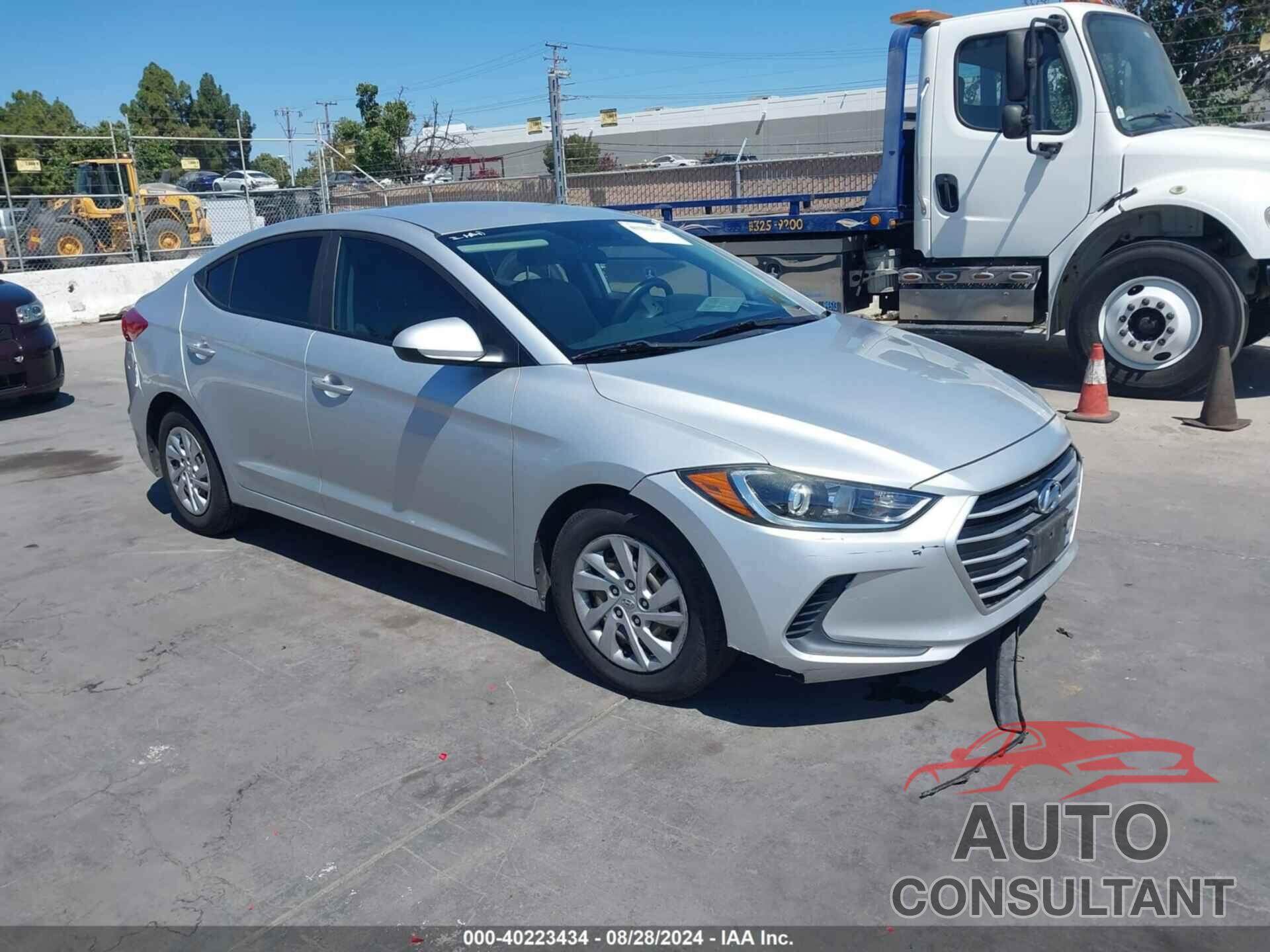 HYUNDAI ELANTRA 2017 - 5NPD74LF1HH153098