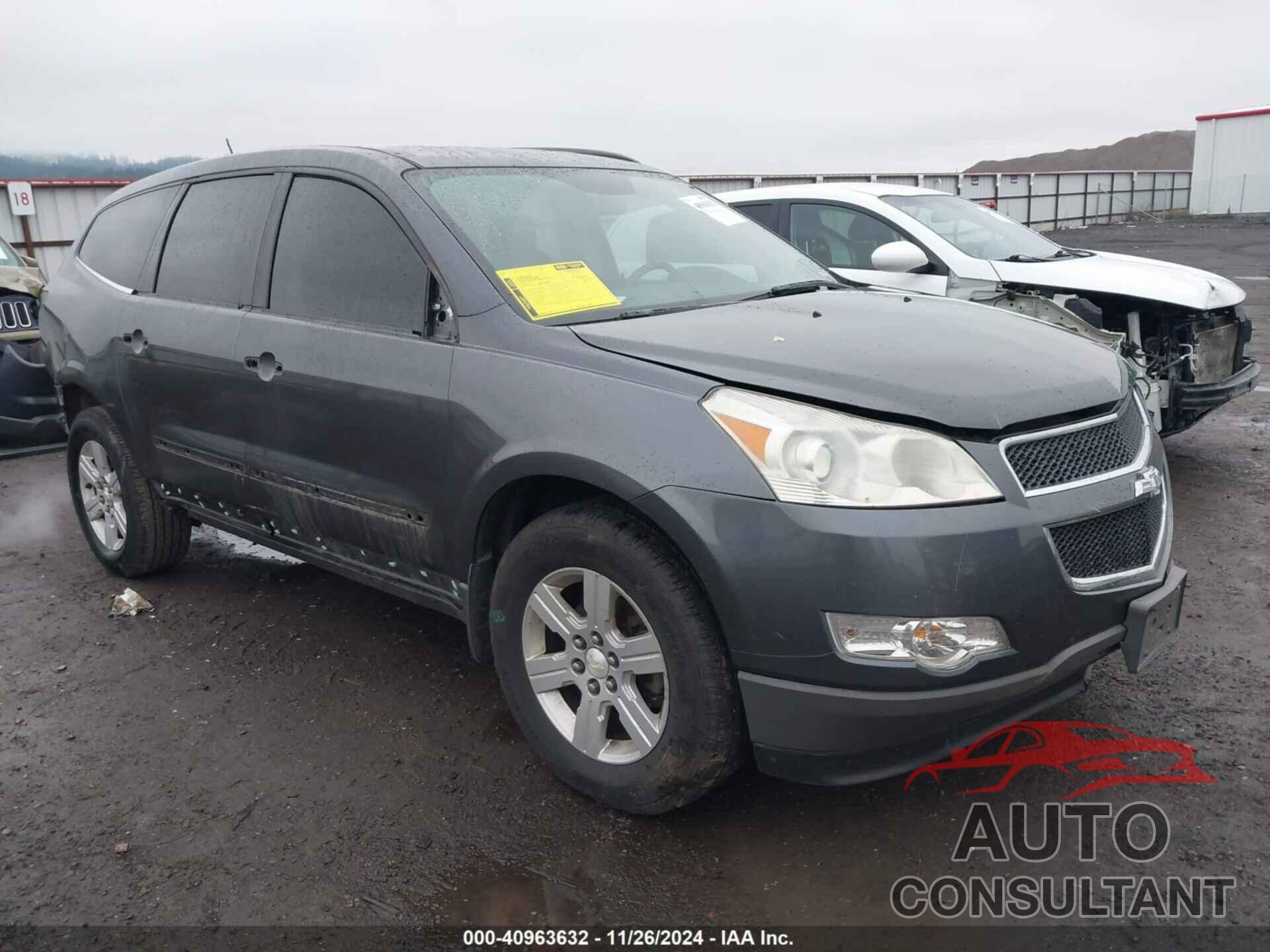 CHEVROLET TRAVERSE 2011 - 1GNKVGED4BJ281755