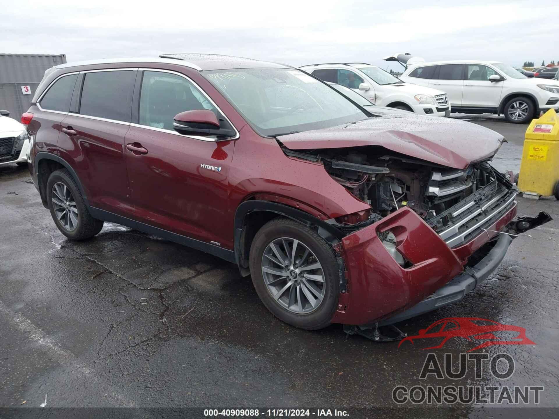 TOYOTA HIGHLANDER HYBRID 2019 - 5TDJGRFH5KS057604