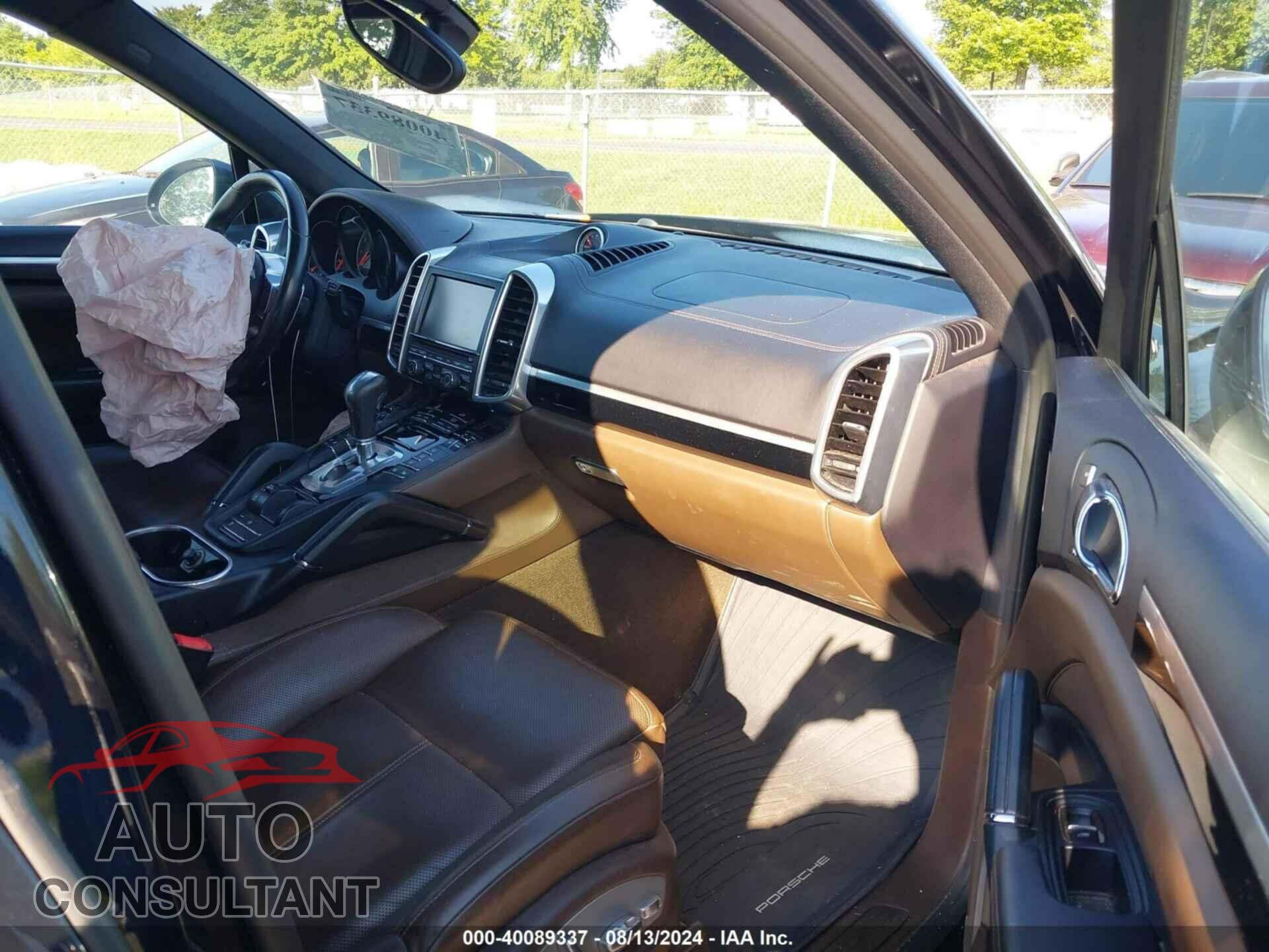 PORSCHE CAYENNE 2016 - WP1AB2A23GLA96286