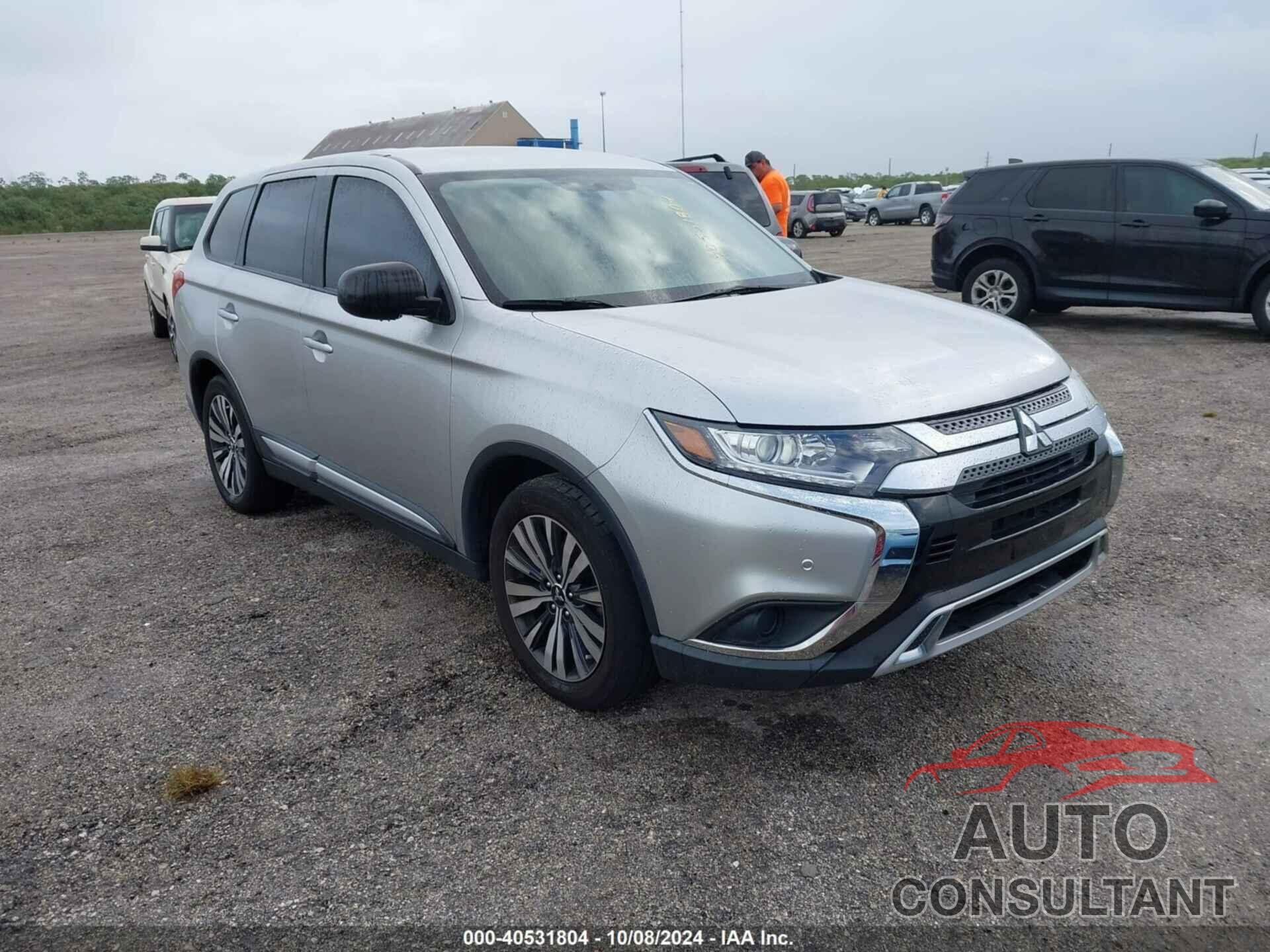 MITSUBISHI OUTLANDER 2019 - JA4AD2A31KZ021896