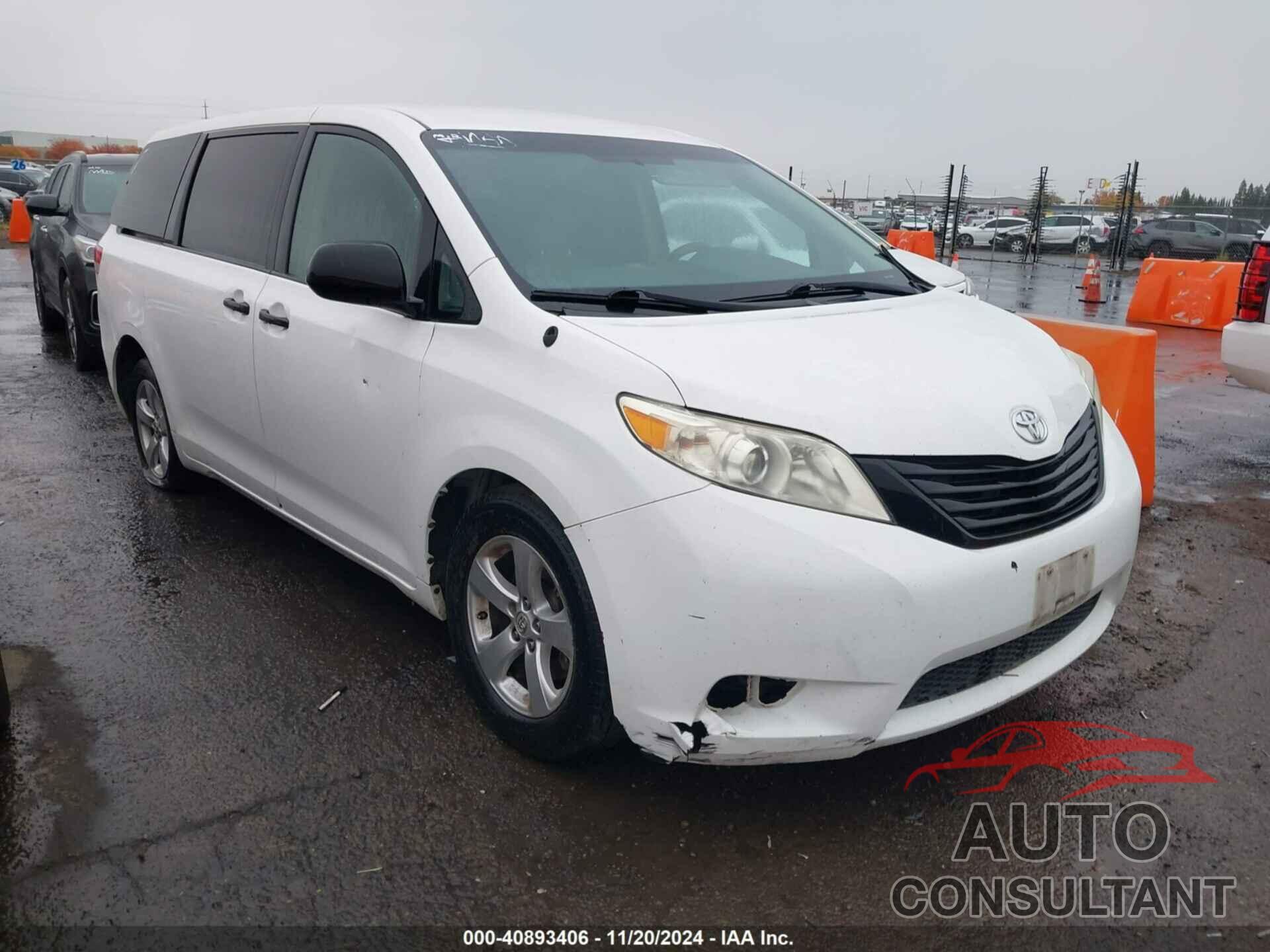 TOYOTA SIENNA 2013 - 5TDZK3DC7DS296371