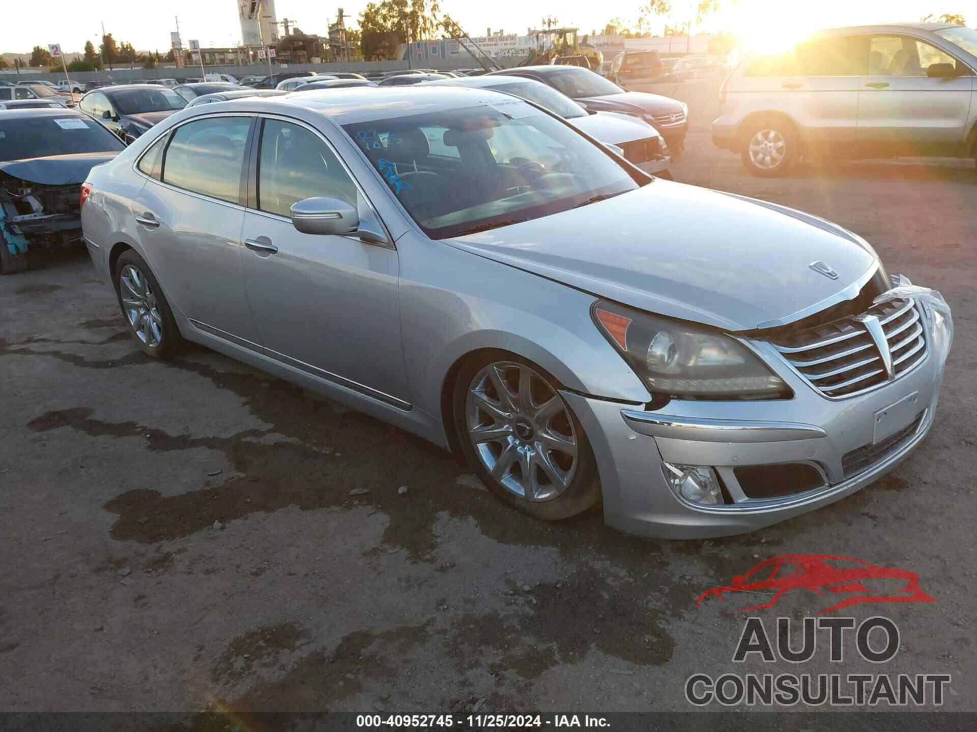 HYUNDAI EQUUS 2011 - KMHGH4JF0BU035422