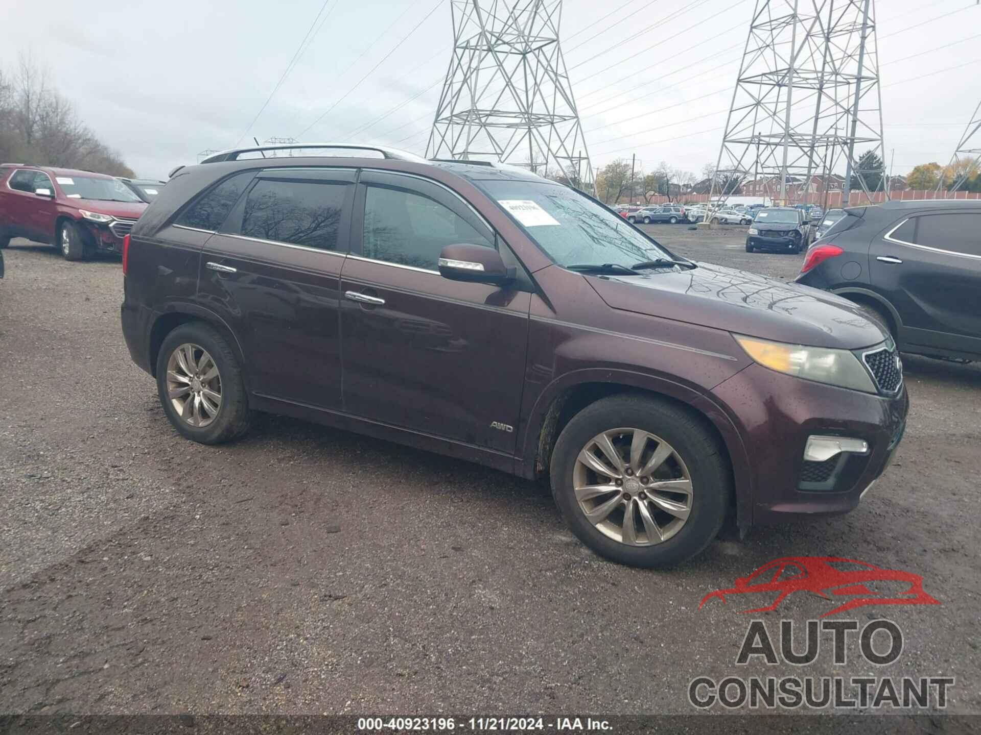 KIA SORENTO 2012 - 5XYKWDA22CG224531