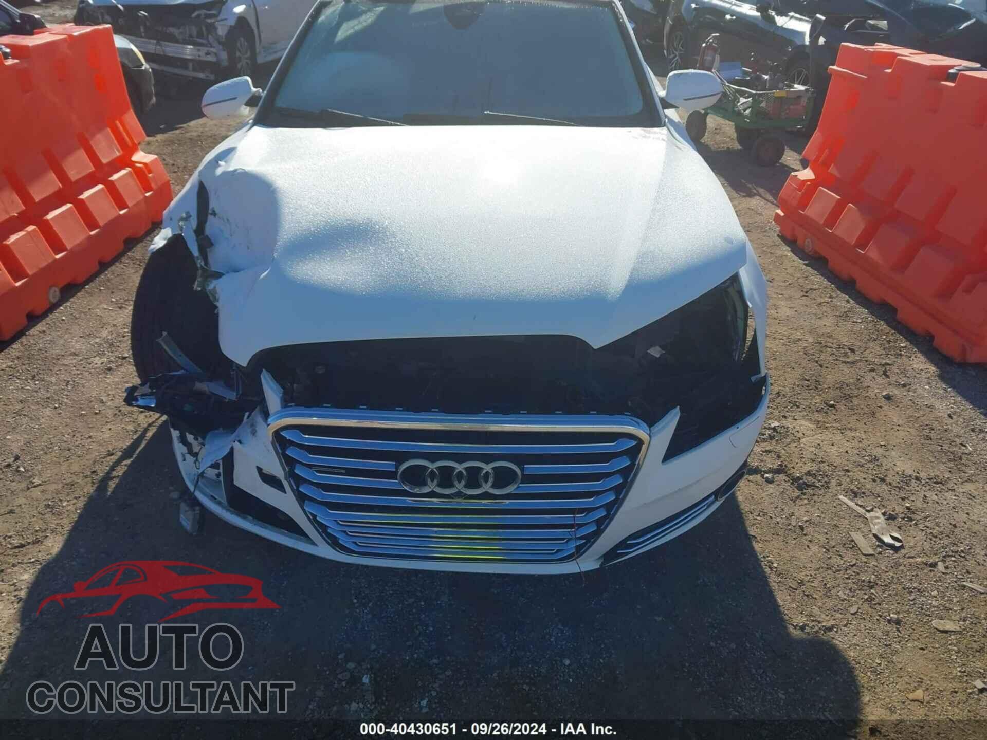 AUDI A8 2013 - WAUA2AFD9DN017867