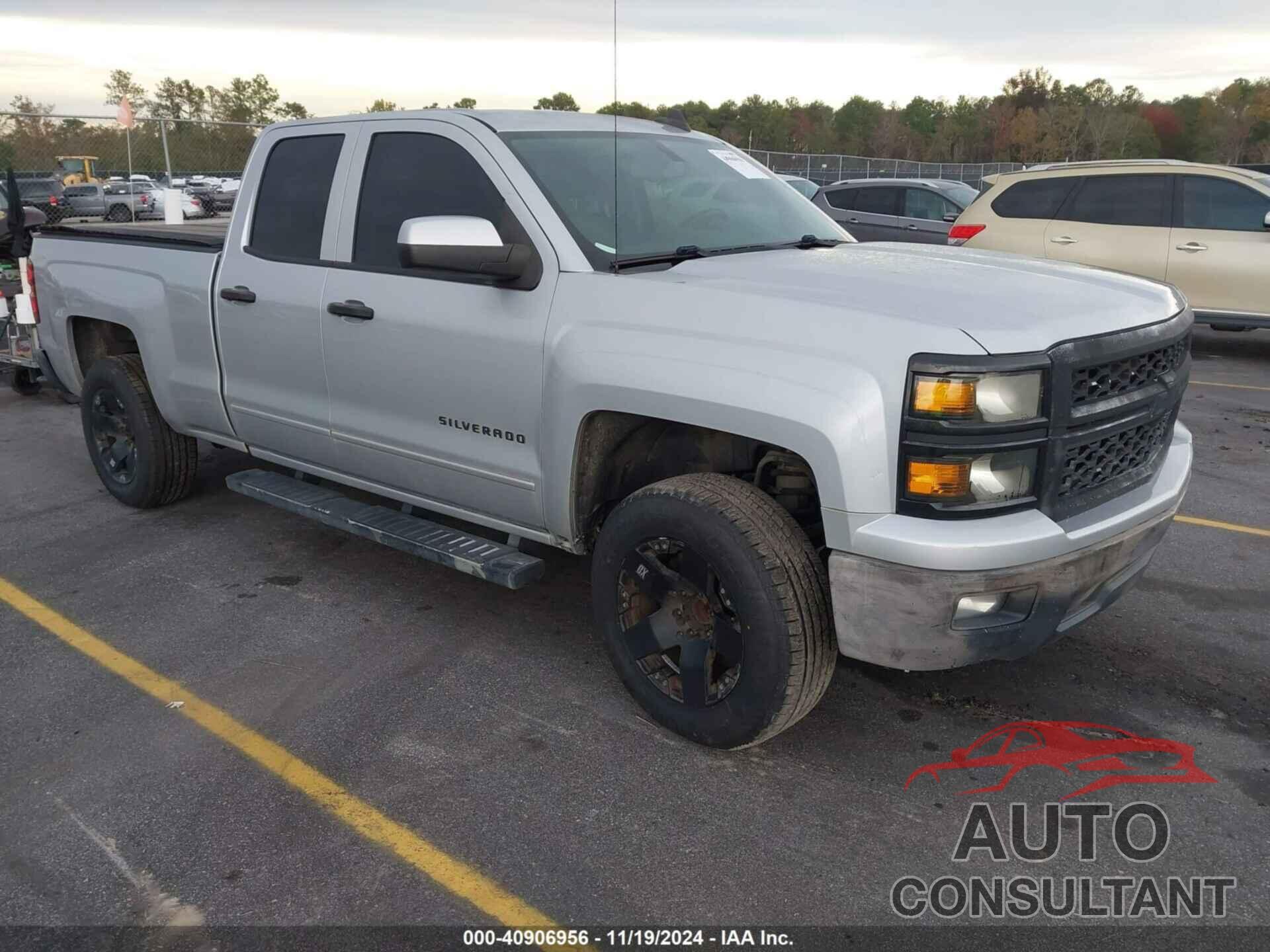CHEVROLET SILVERADO 1500 2015 - 1GCRCREH8FZ408722
