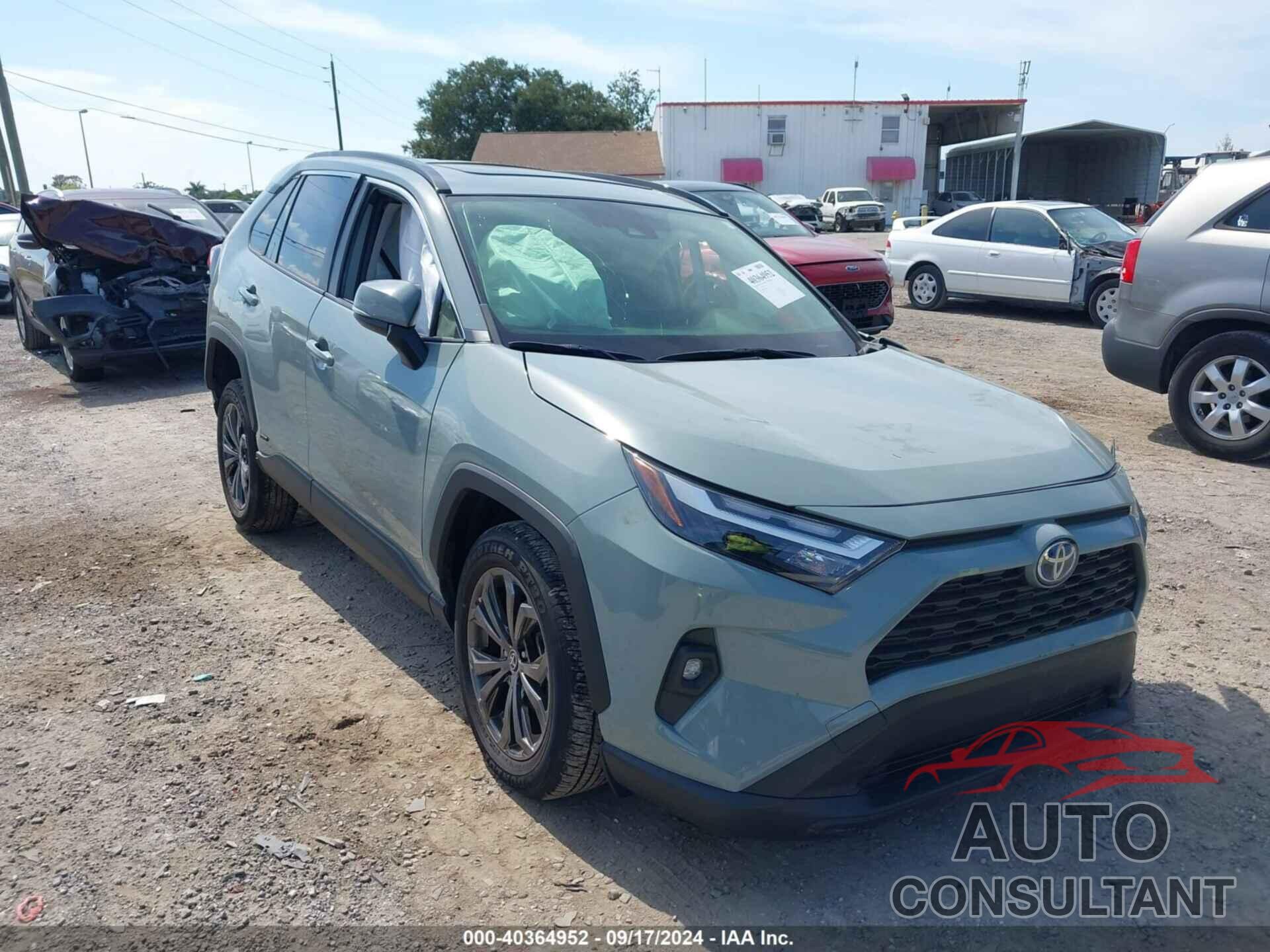 TOYOTA RAV4 HYBRID 2023 - JTMB6RFV5PD116375