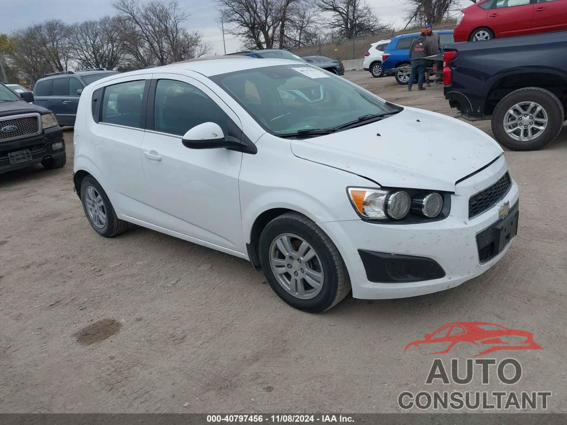 CHEVROLET SONIC 2016 - 1G1JC6SHXG4178947