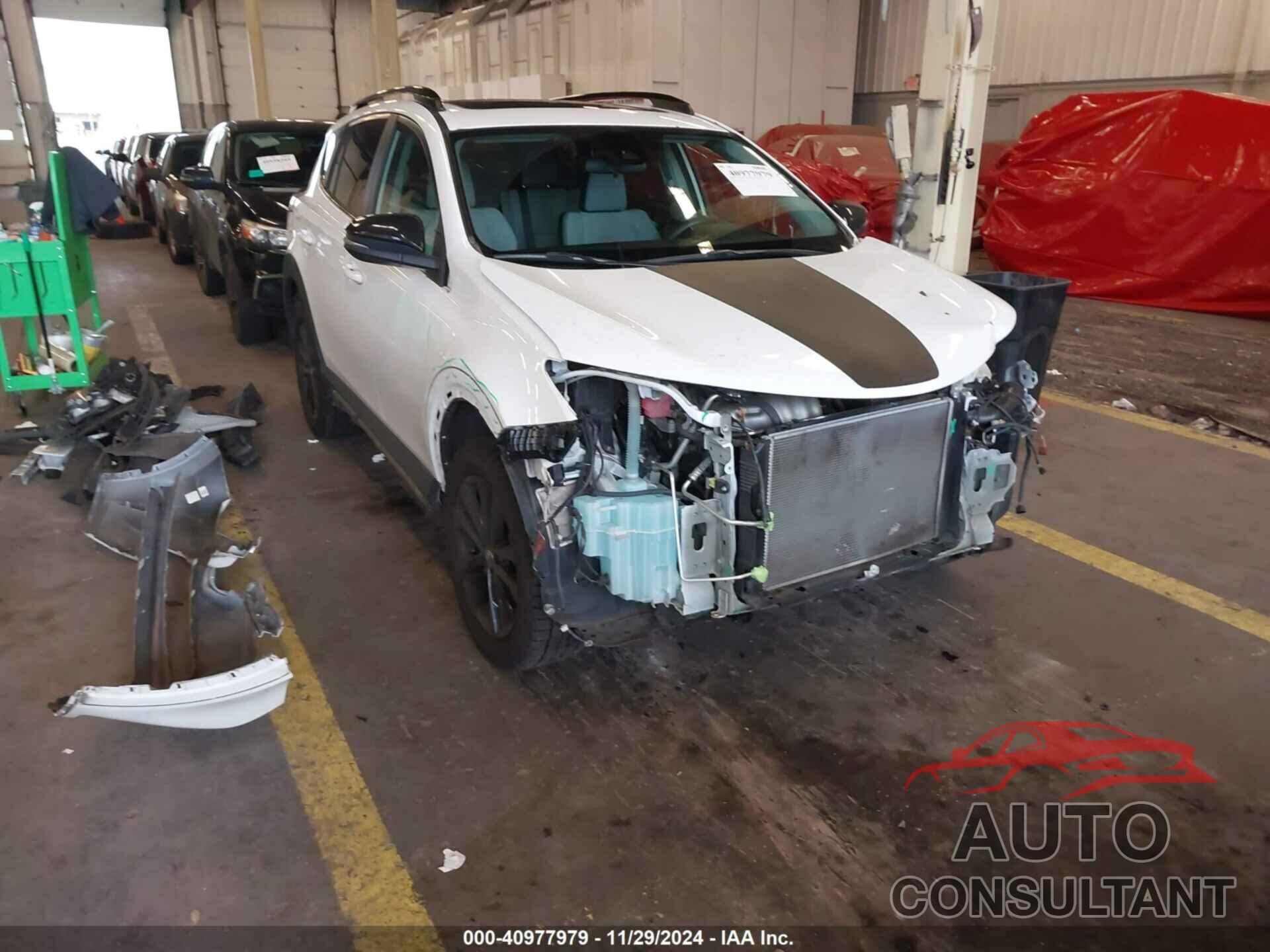 TOYOTA RAV4 2018 - 2T3RFREV9JW706265