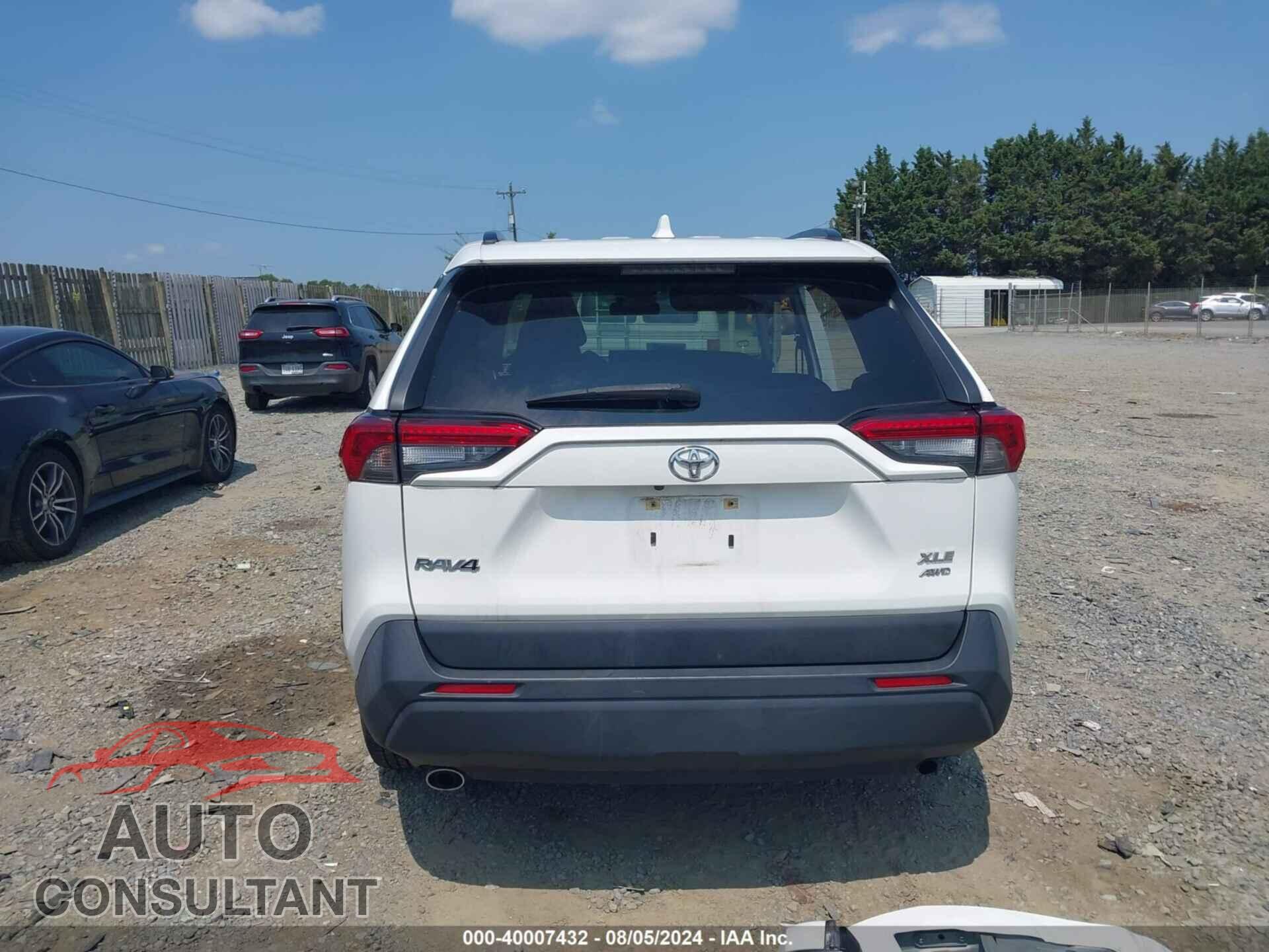 TOYOTA RAV4 2019 - JTMP1RFVXKD013577