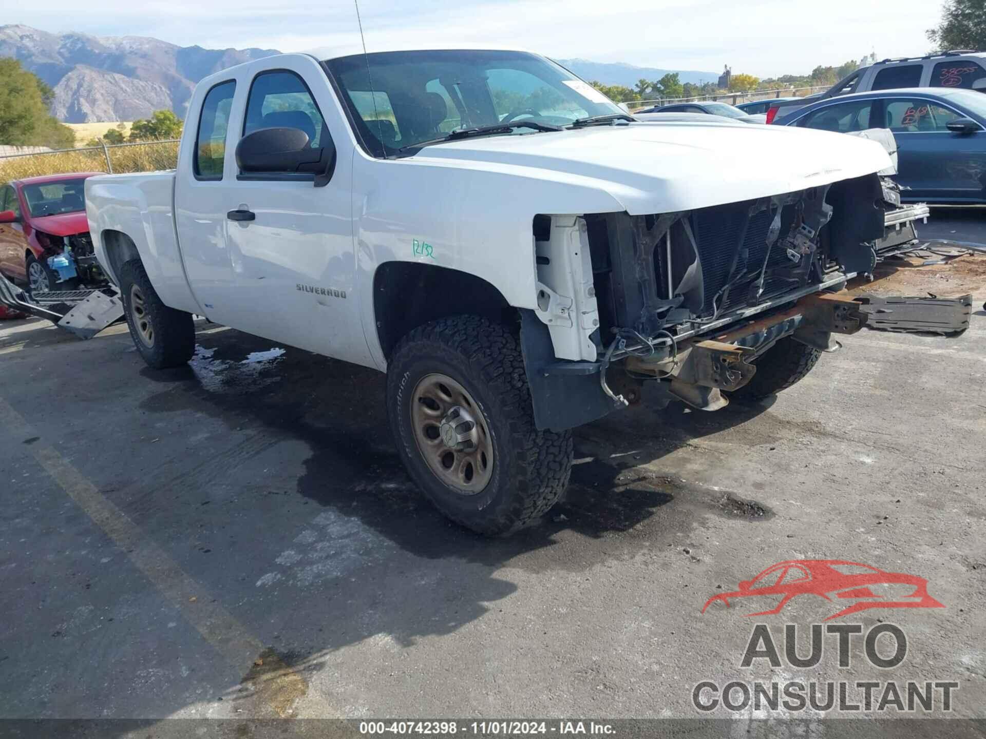 CHEVROLET SILVERADO 1500 2013 - 1GCRCPEA2DZ126726