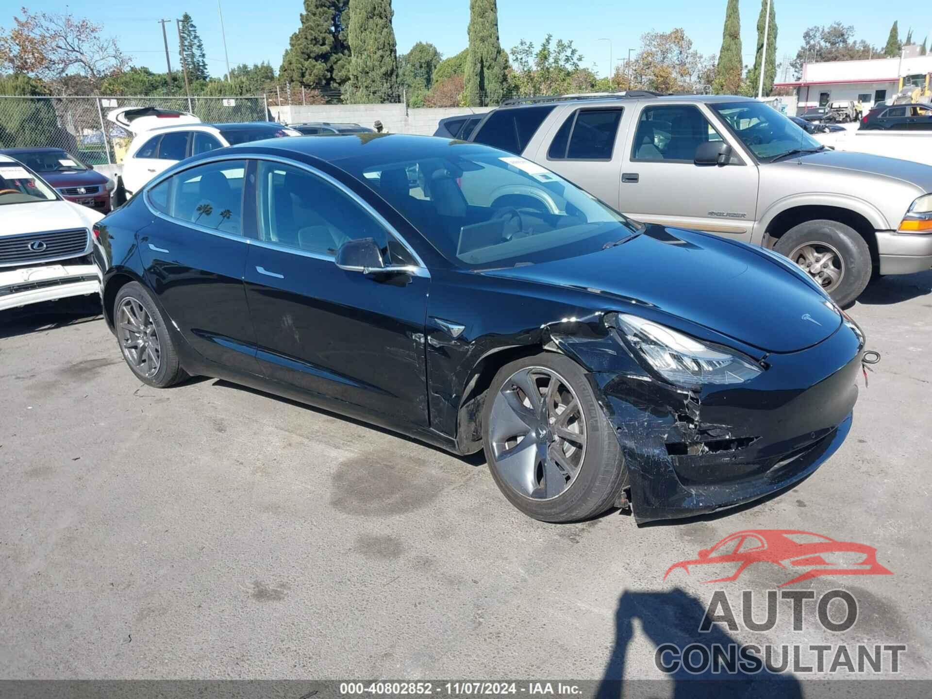 TESLA MODEL 3 2018 - 5YJ3E1EA1JF151745