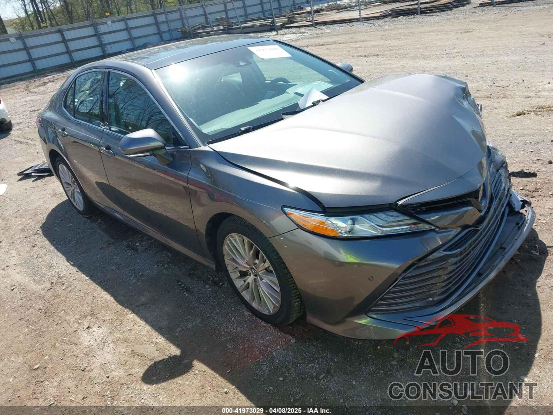 TOYOTA CAMRY 2018 - 4T1BZ1HK2JU015664