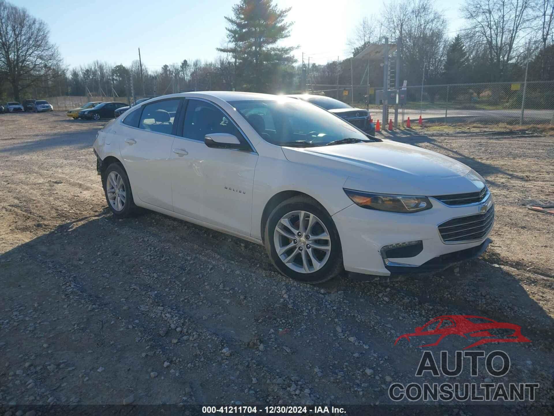 CHEVROLET MALIBU 2017 - 1G1ZE5ST7HF165820