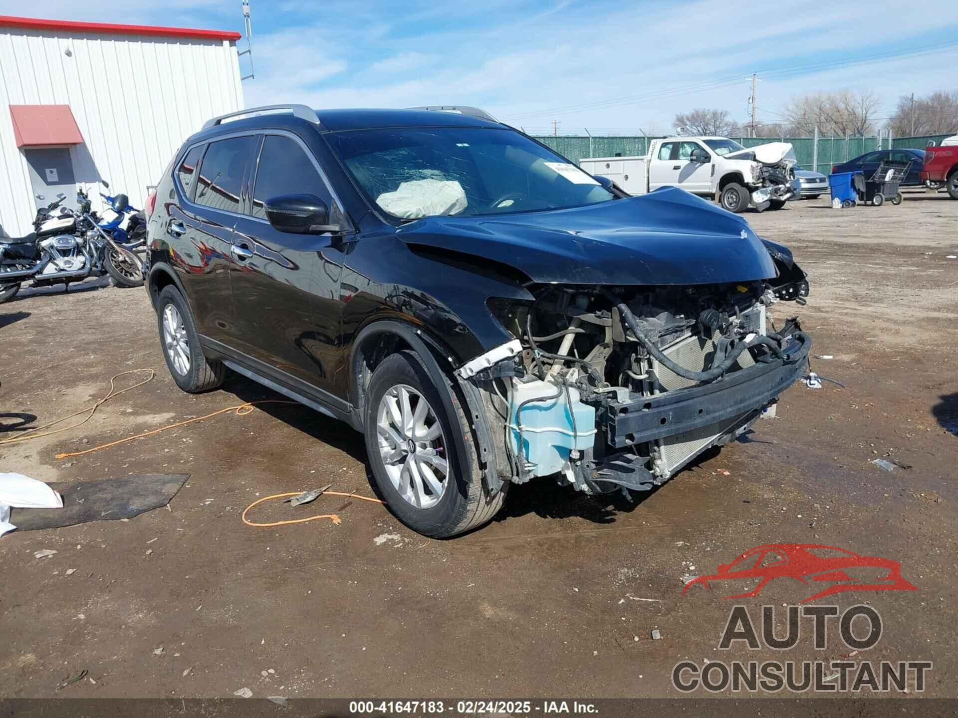 NISSAN ROGUE 2018 - KNMAT2MV1JP511206