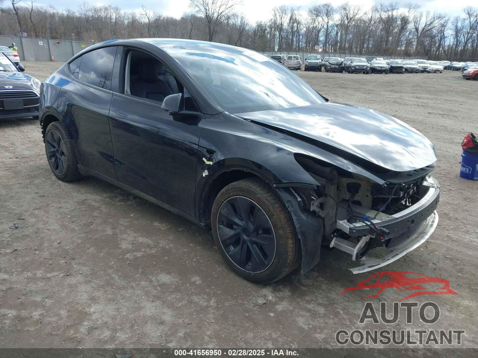 TESLA MODEL Y 2023 - 7SAYGAEE9PF582431