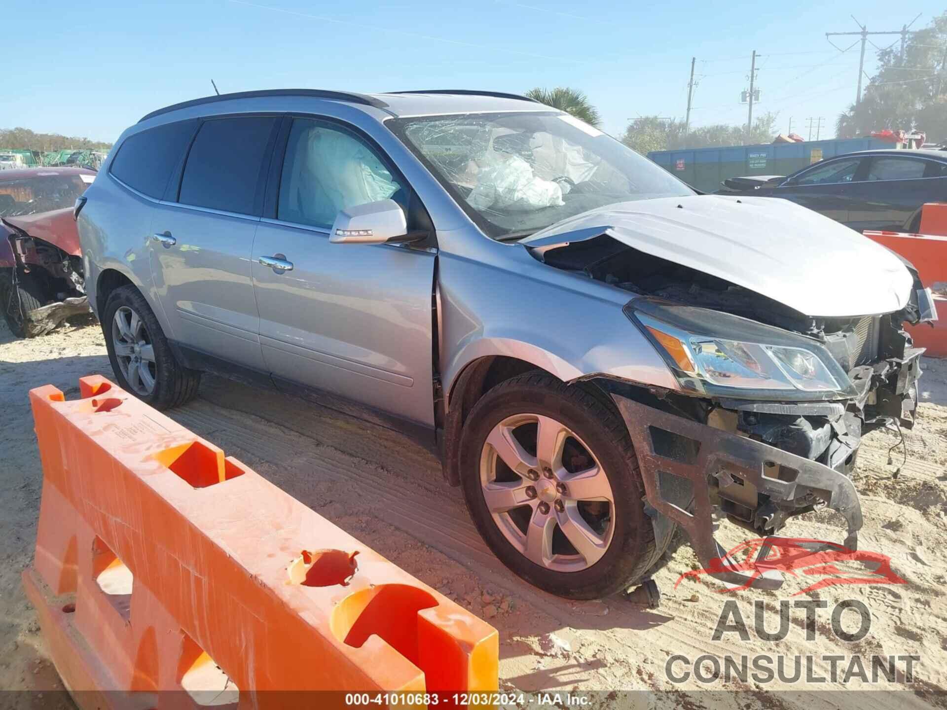 CHEVROLET TRAVERSE 2017 - 1GNKRGKD0HJ342780