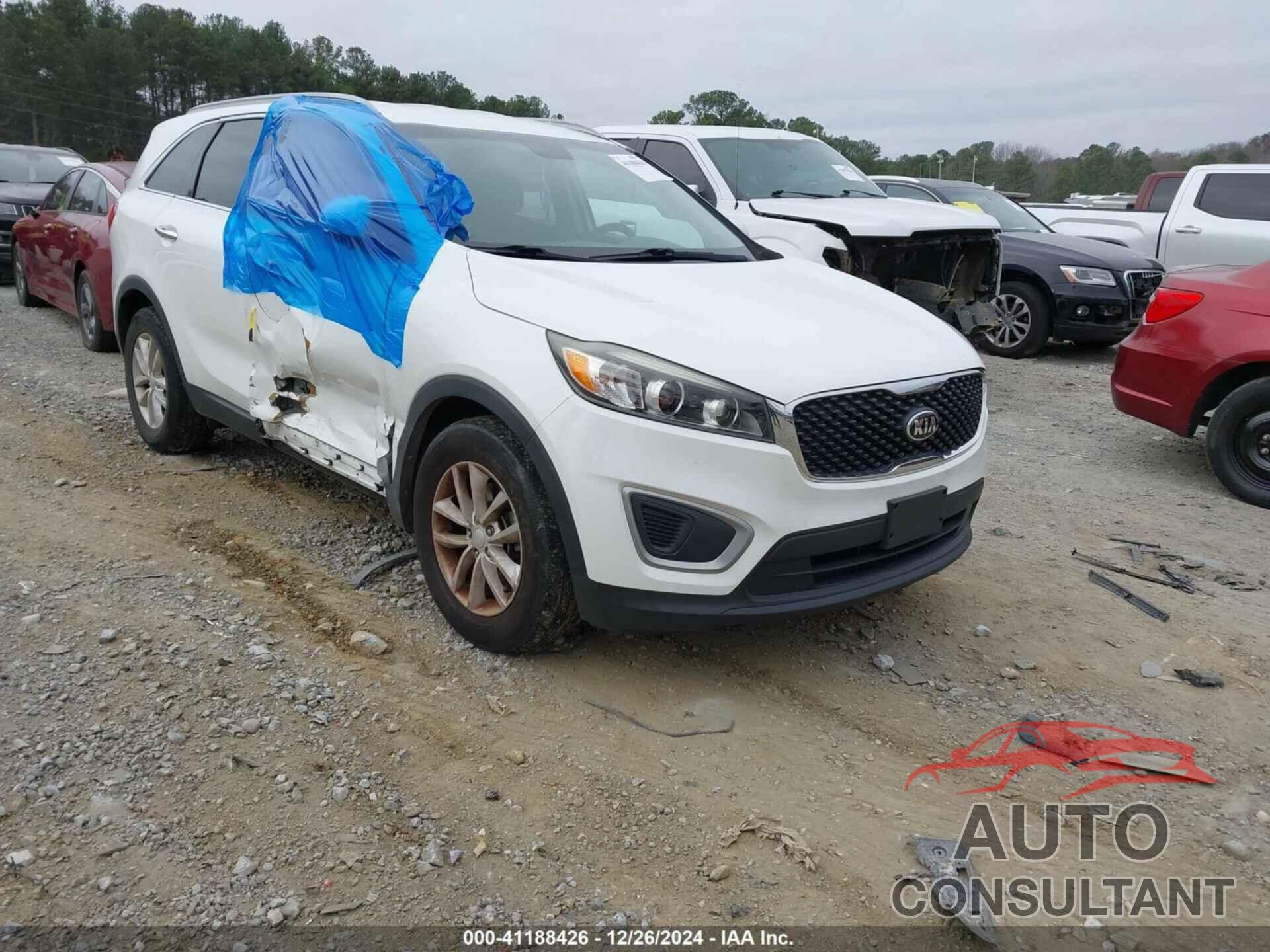 KIA SORENTO 2017 - 5XYPG4A51HG213038