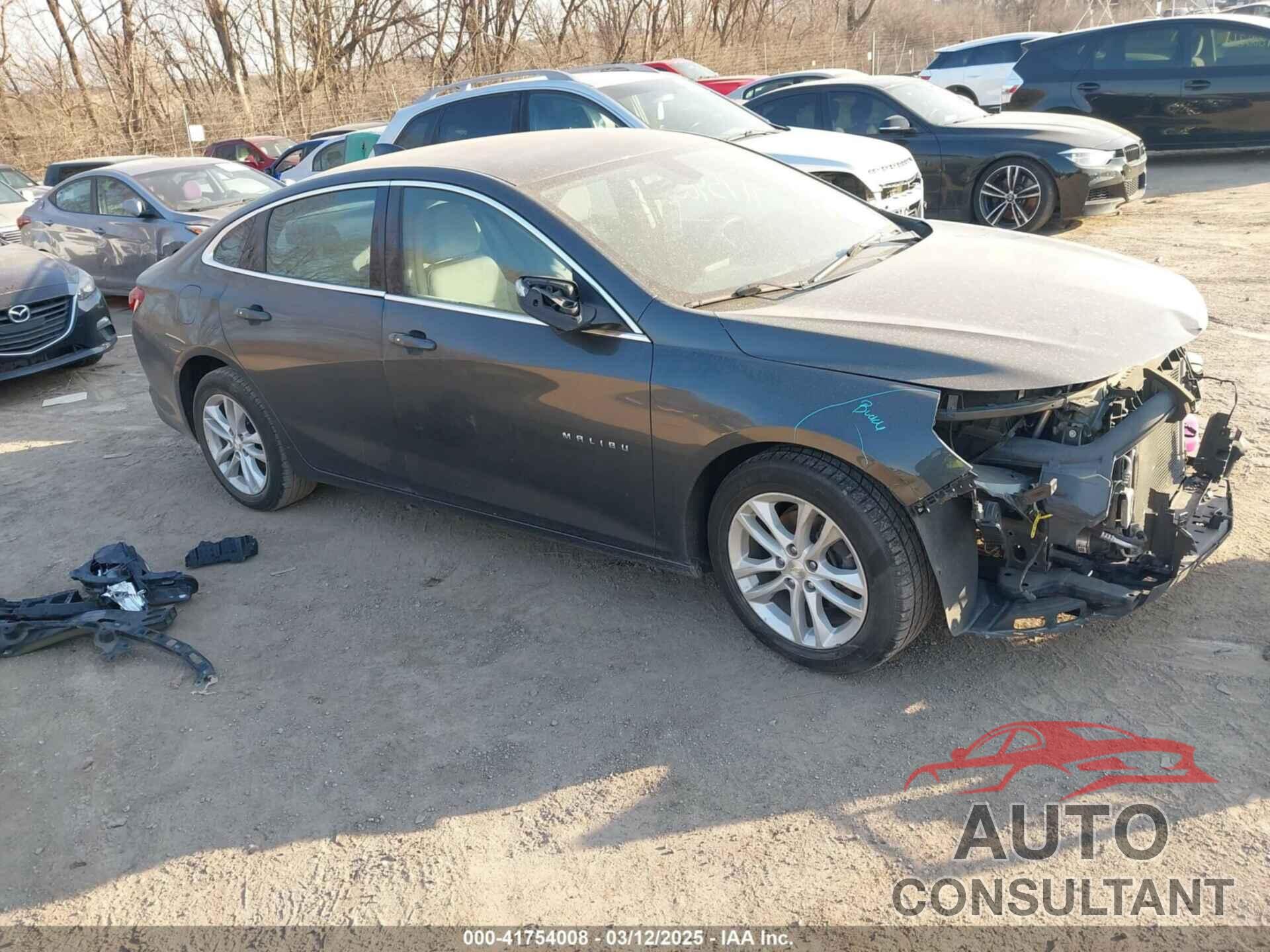 CHEVROLET MALIBU 2016 - 1G1ZE5ST5GF307483