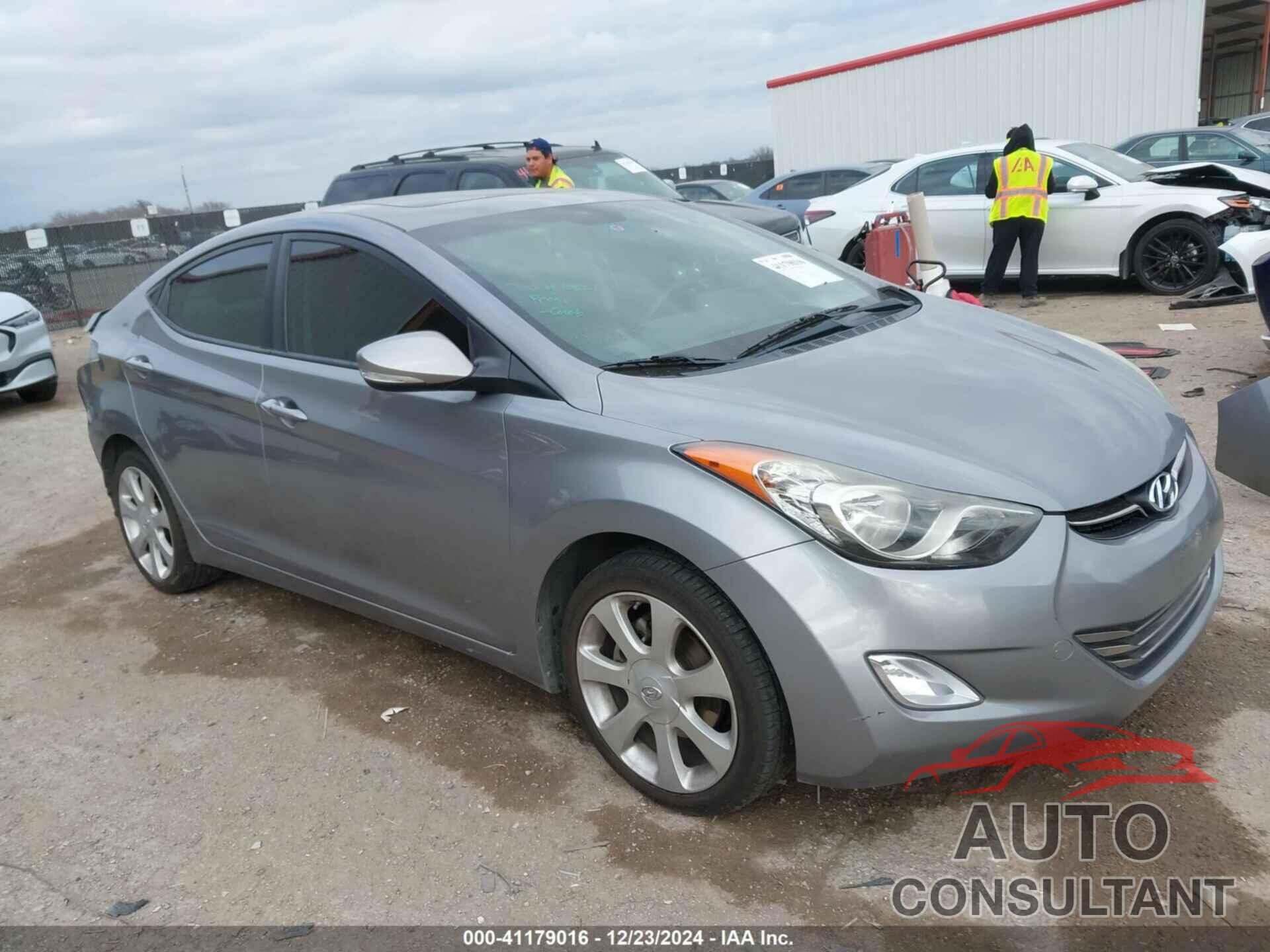 HYUNDAI ELANTRA 2012 - KMHDH4AE6CU450045