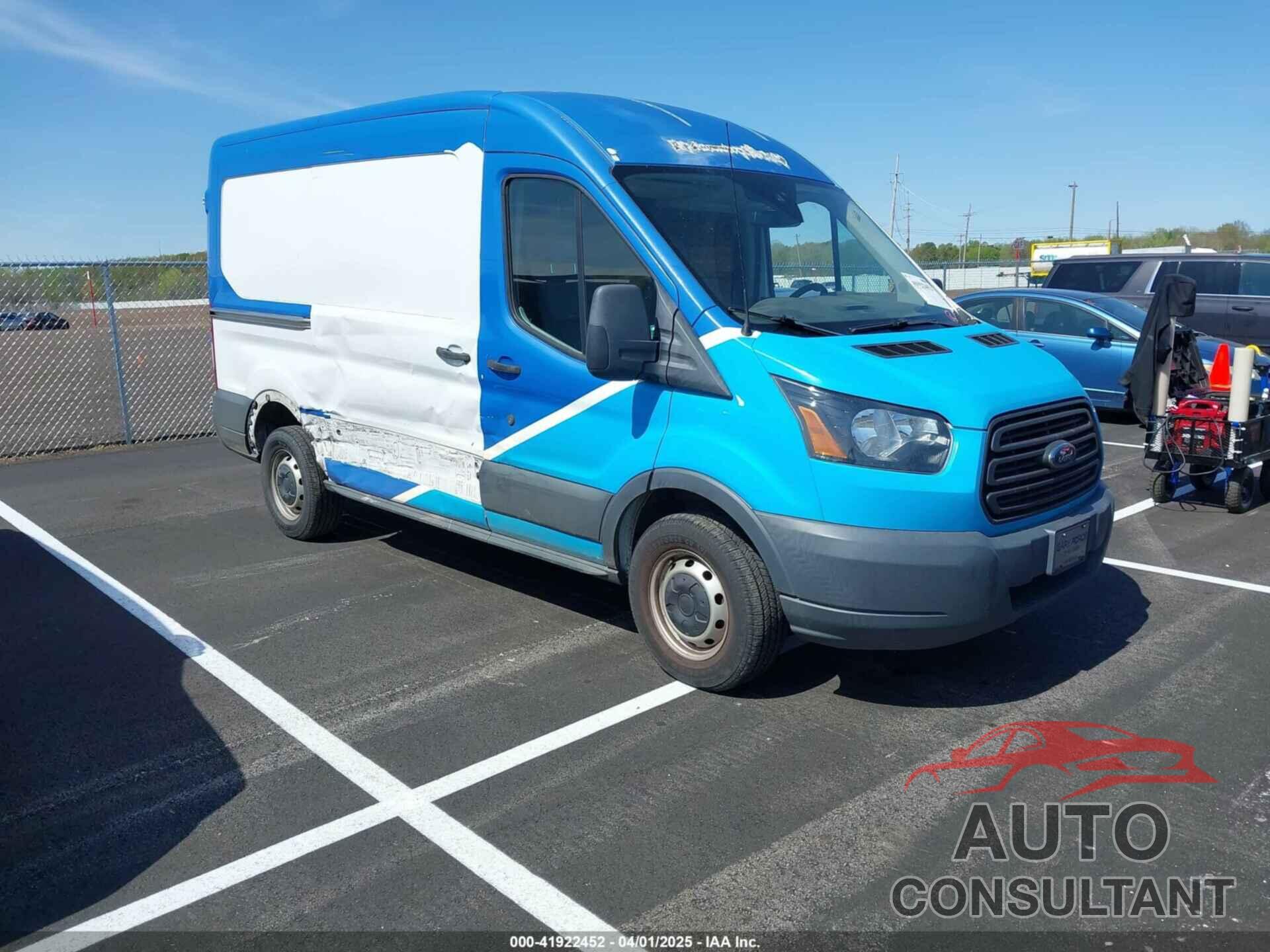 FORD TRANSIT-250 2018 - 1FTYR1CM1JKA85403