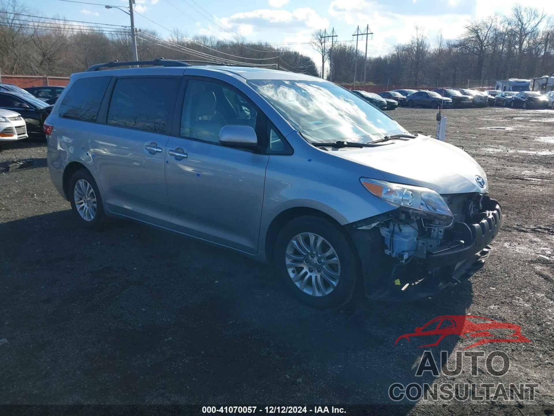 TOYOTA SIENNA 2015 - 5TDYK3DCXFS656960