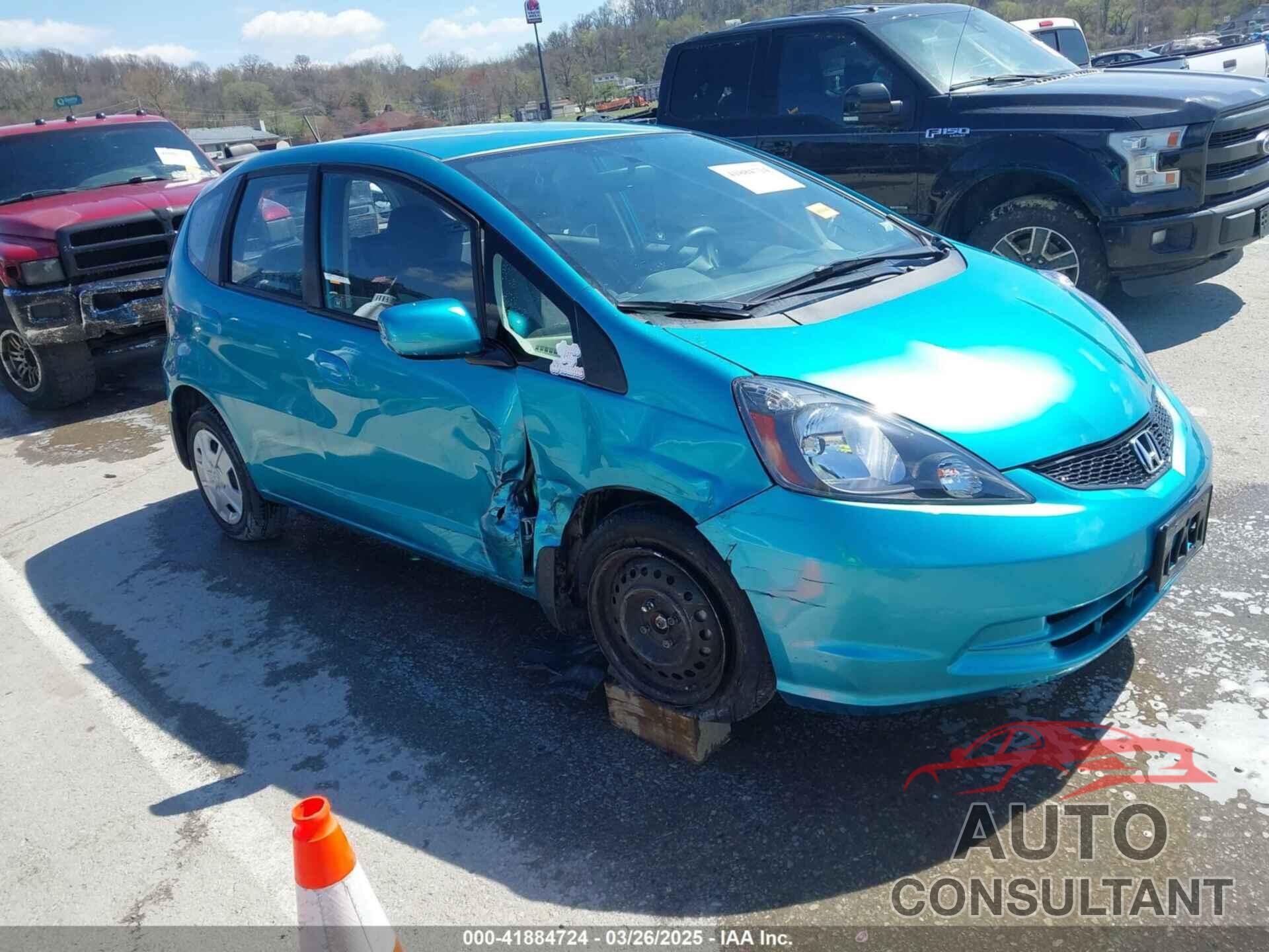 HONDA FIT 2013 - JHMGE8H31DC061809