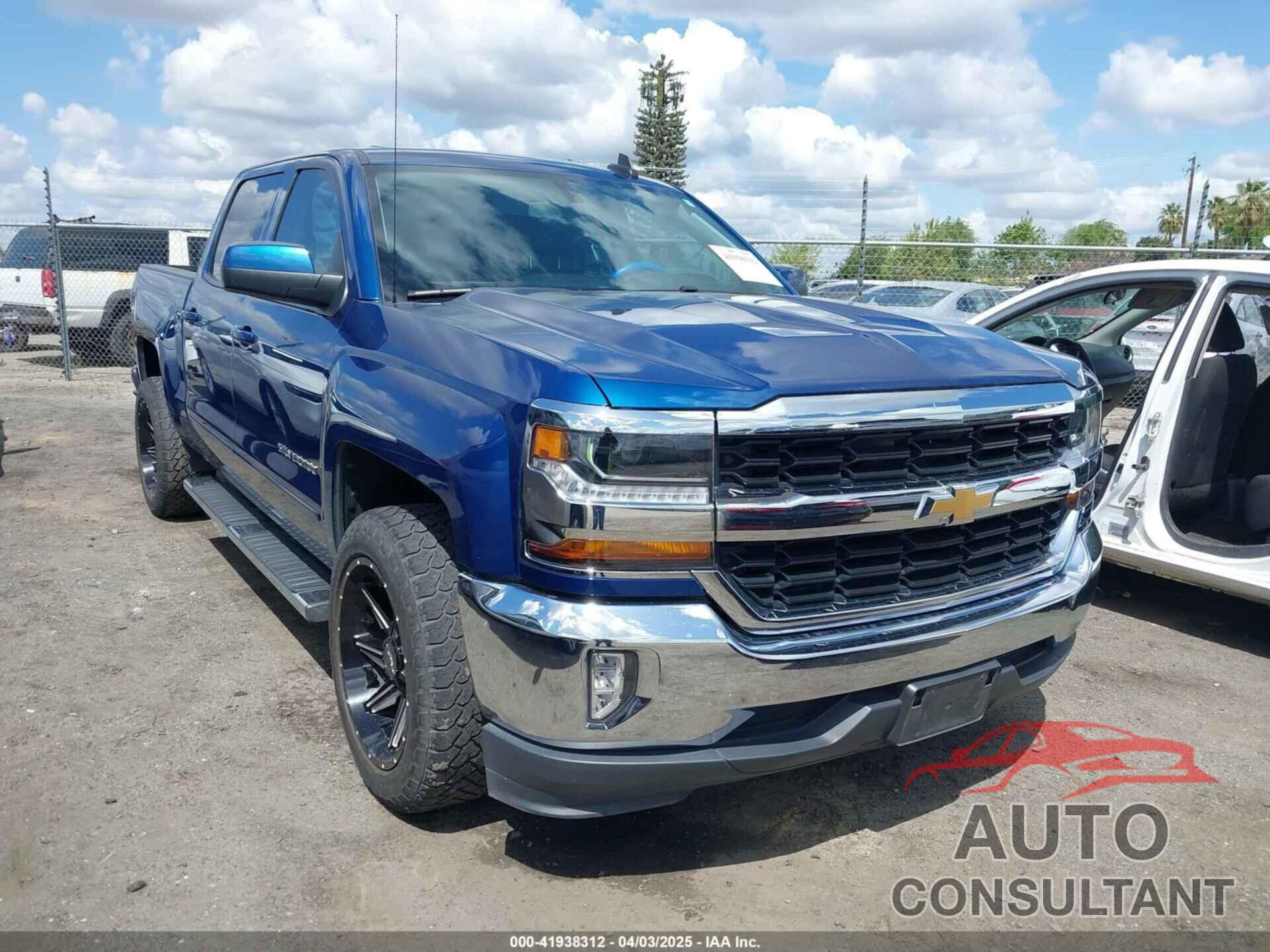 CHEVROLET SILVERADO 1500 2018 - 3GCPCREC0JG319991