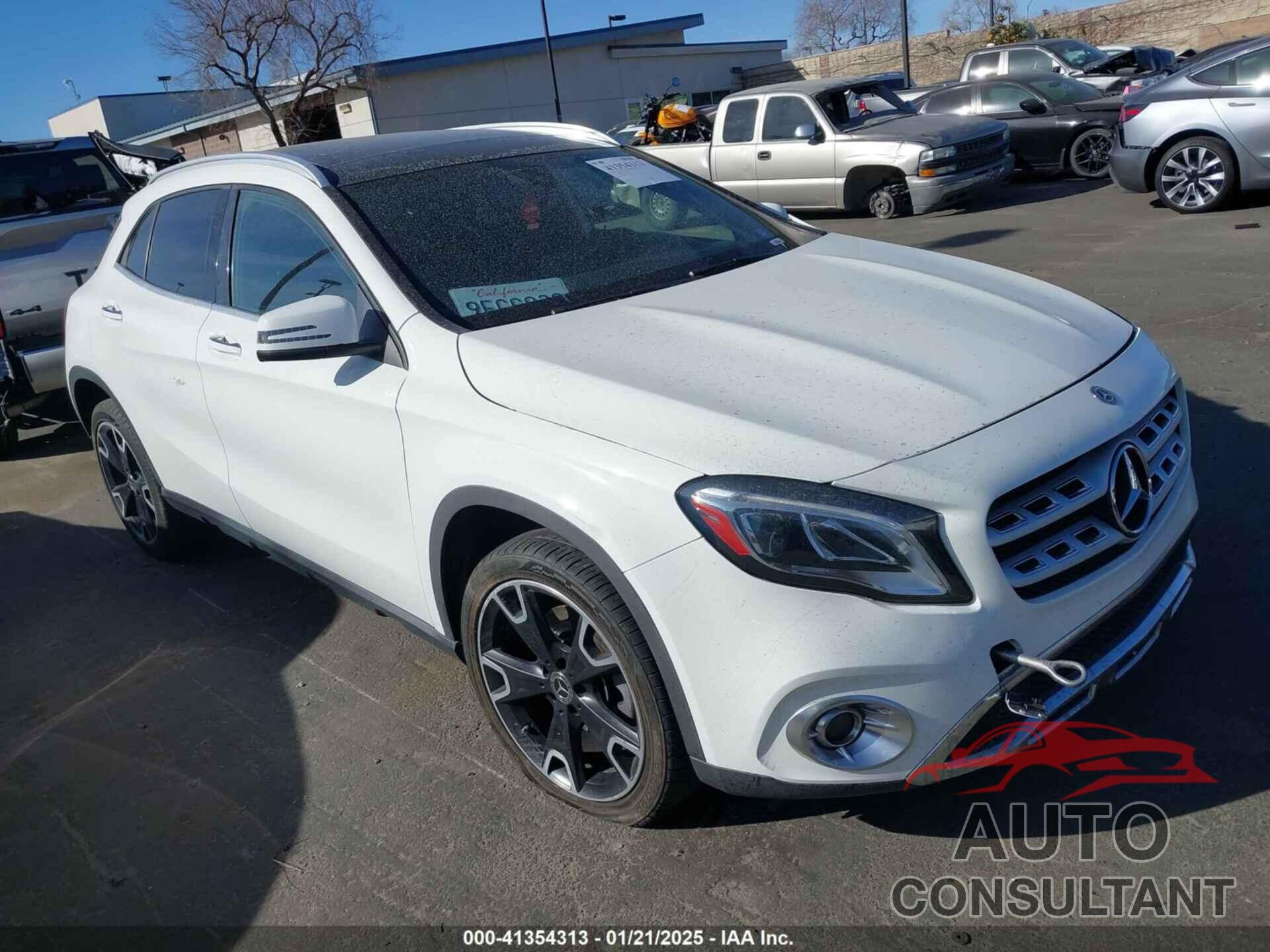 MERCEDES-BENZ GLA 250 2019 - WDCTG4EB4KU017657