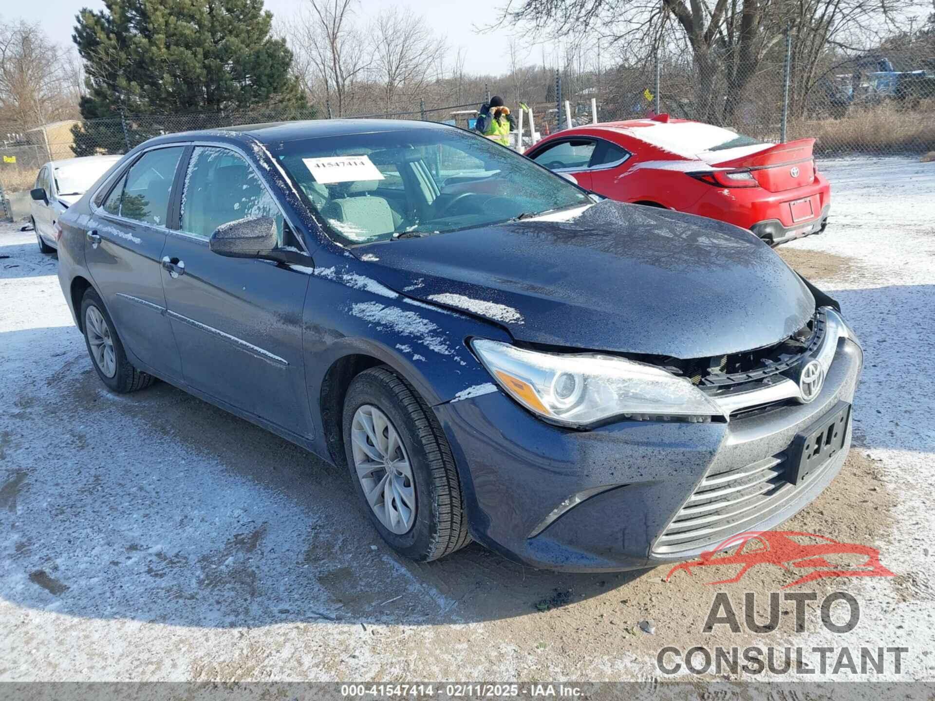 TOYOTA CAMRY 2015 - 4T4BF1FK8FR510783