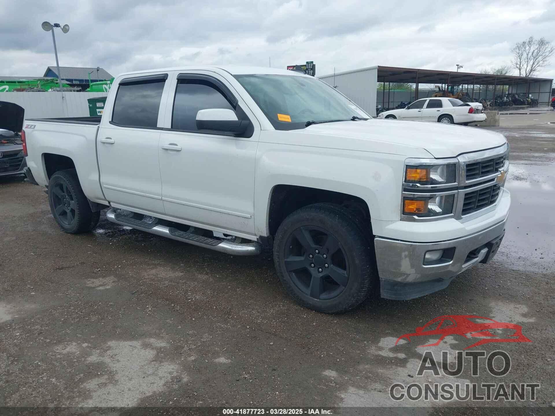 CHEVROLET SILVERADO 1500 2015 - 3GCUKREC8FG175412