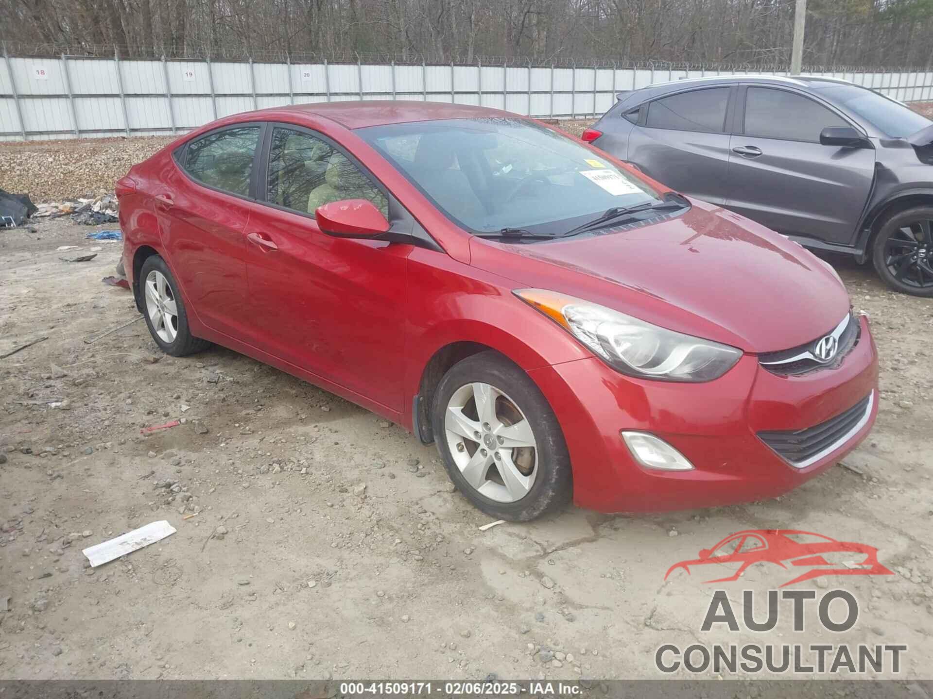 HYUNDAI ELANTRA 2013 - KMHDH4AE9DU562808