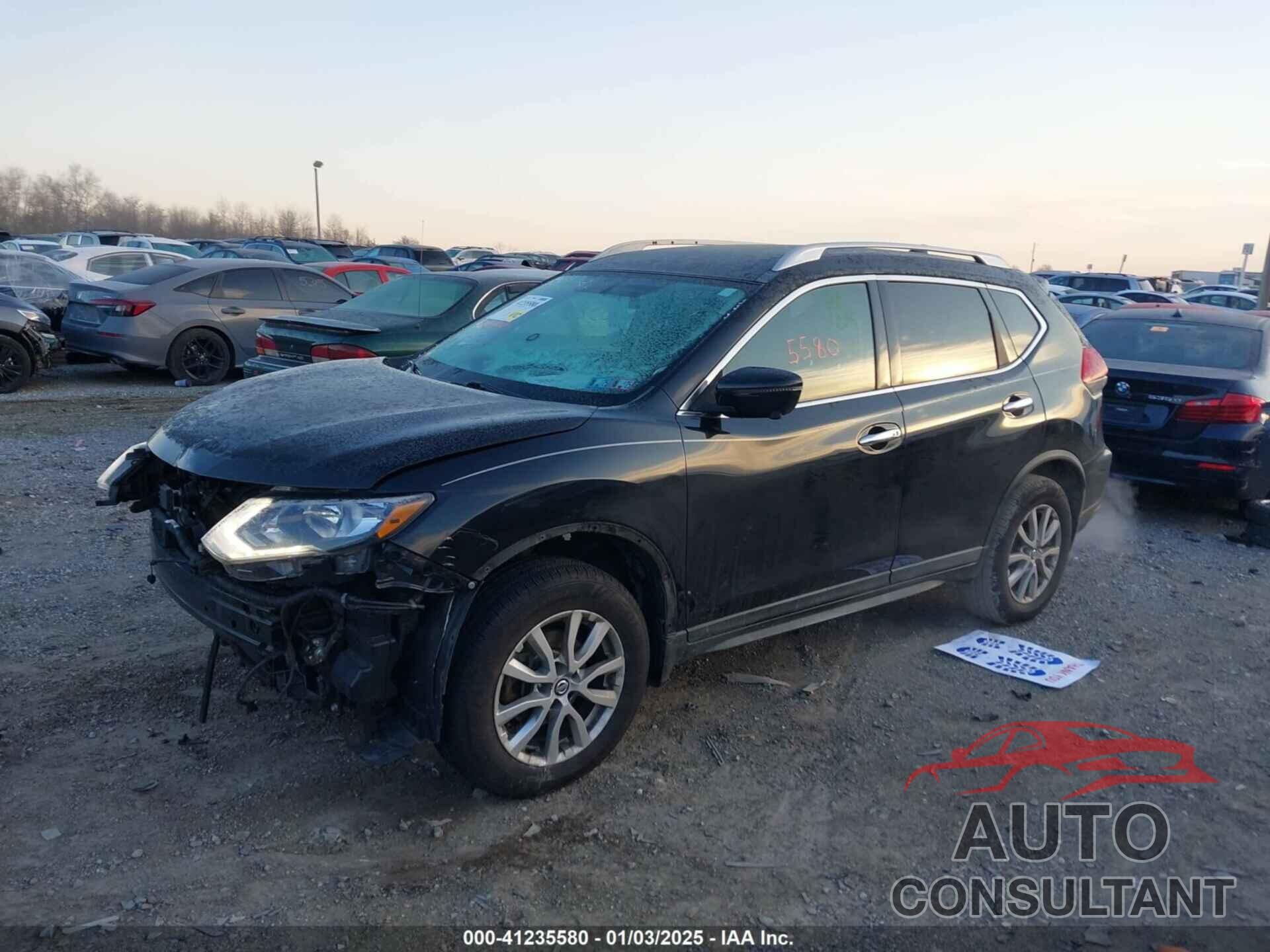 NISSAN ROGUE 2018 - KNMAT2MV8JP519383