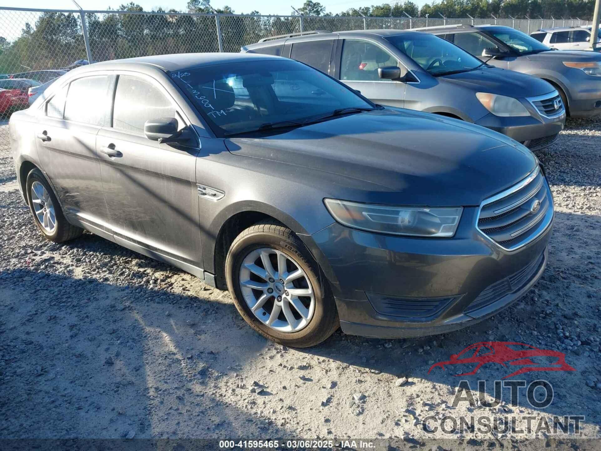 FORD TAURUS 2015 - 1FAHP2D82FG113609