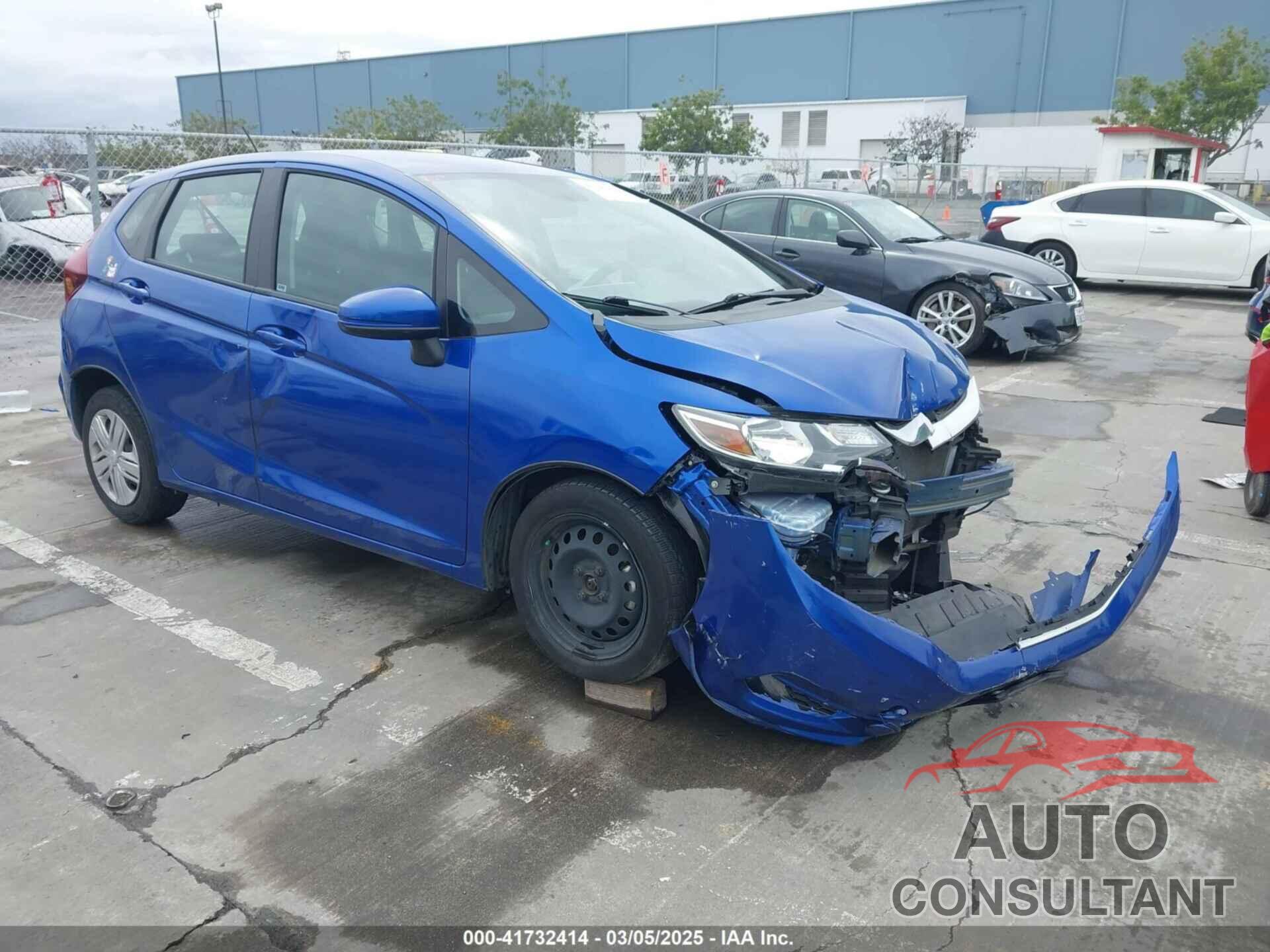 HONDA FIT 2019 - 3HGGK5H43KM737546