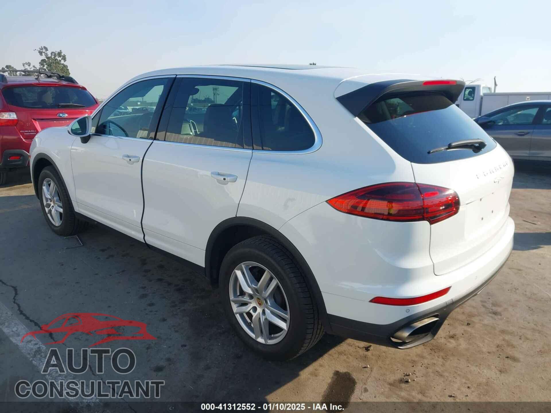 PORSCHE CAYENNE 2016 - WP1AA2A24GKA09259