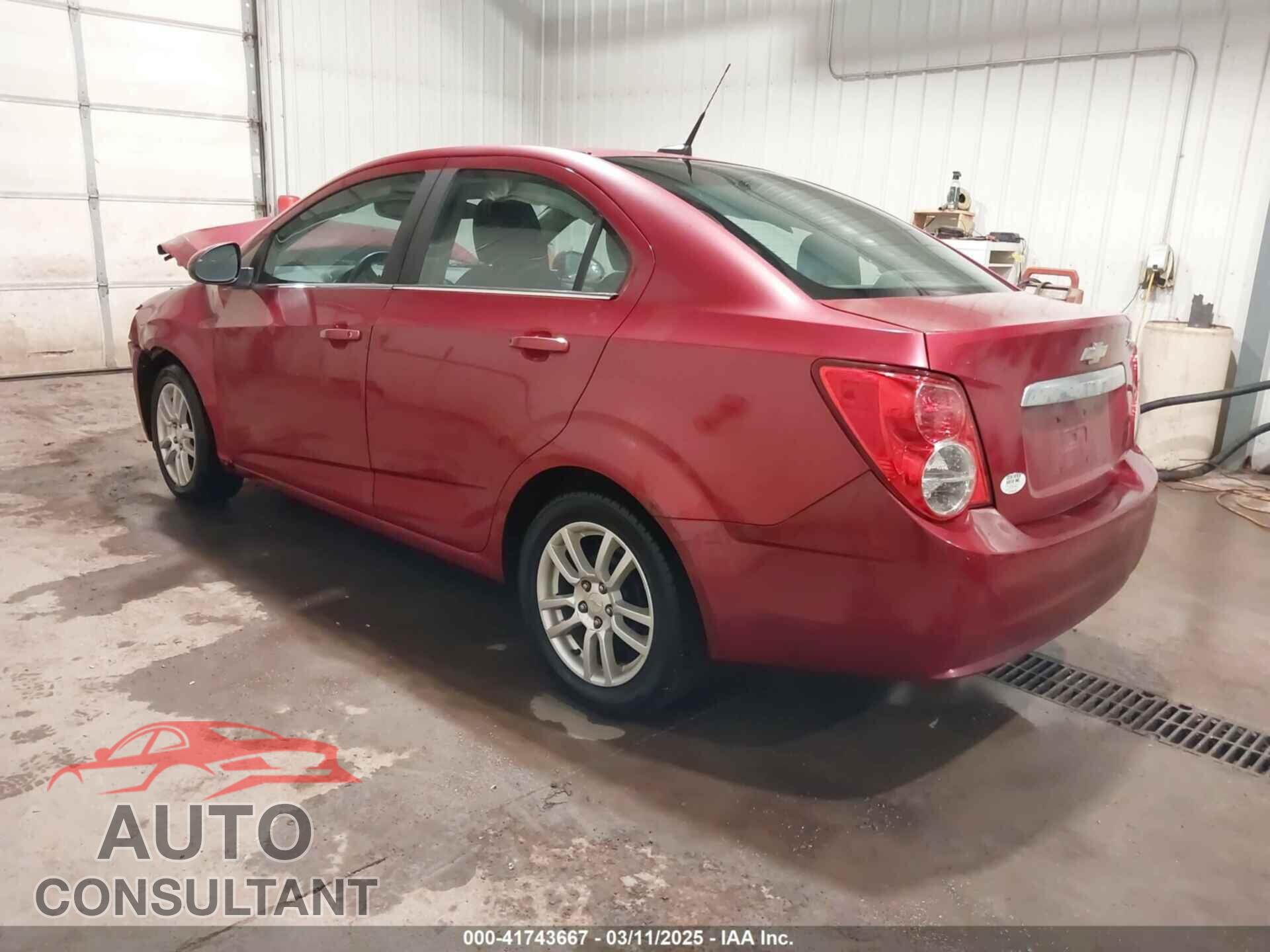 CHEVROLET SONIC 2012 - 1G1JC5SH7C4150737