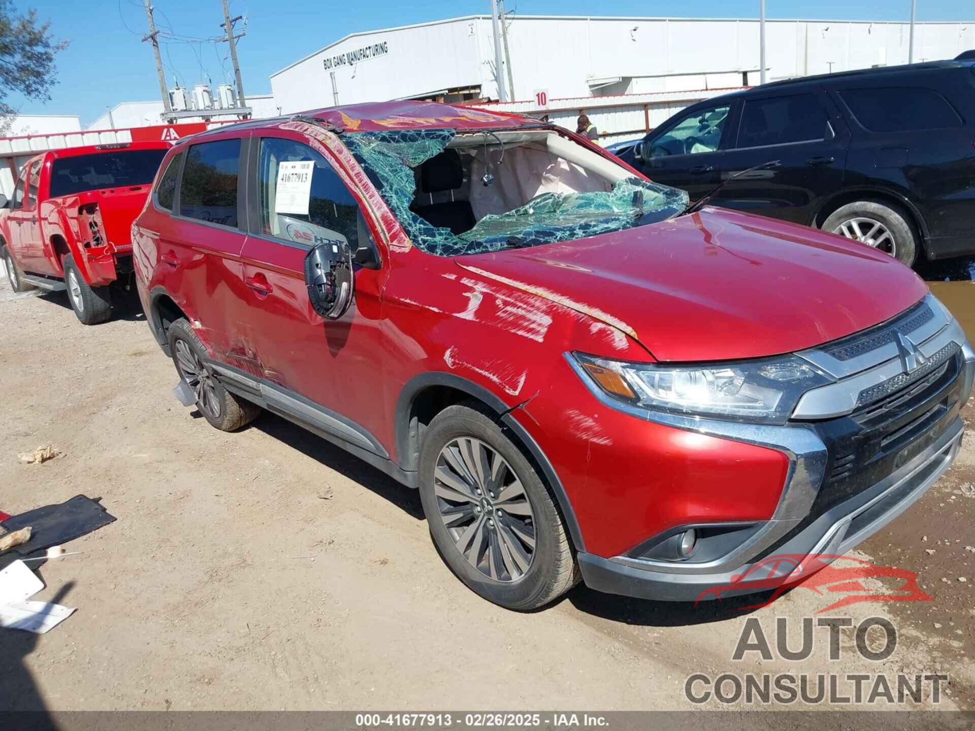 MITSUBISHI OUTLANDER 2019 - JA4AD3A31KZ021189