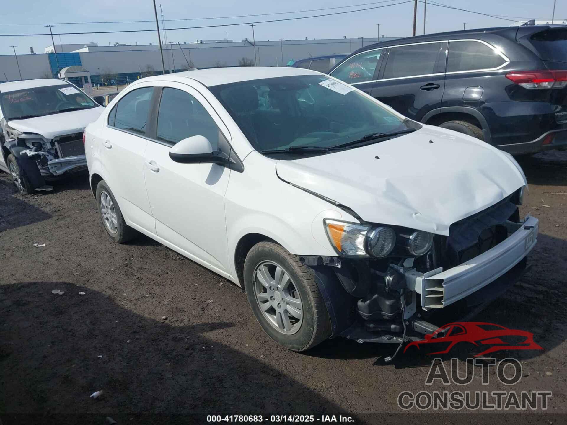 CHEVROLET SONIC 2016 - 1G1JC5SG2G4129131
