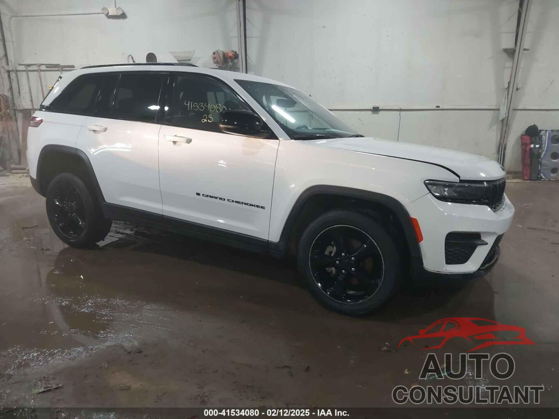 JEEP GRAND CHEROKEE 2023 - 1C4RJHAG1P8103941