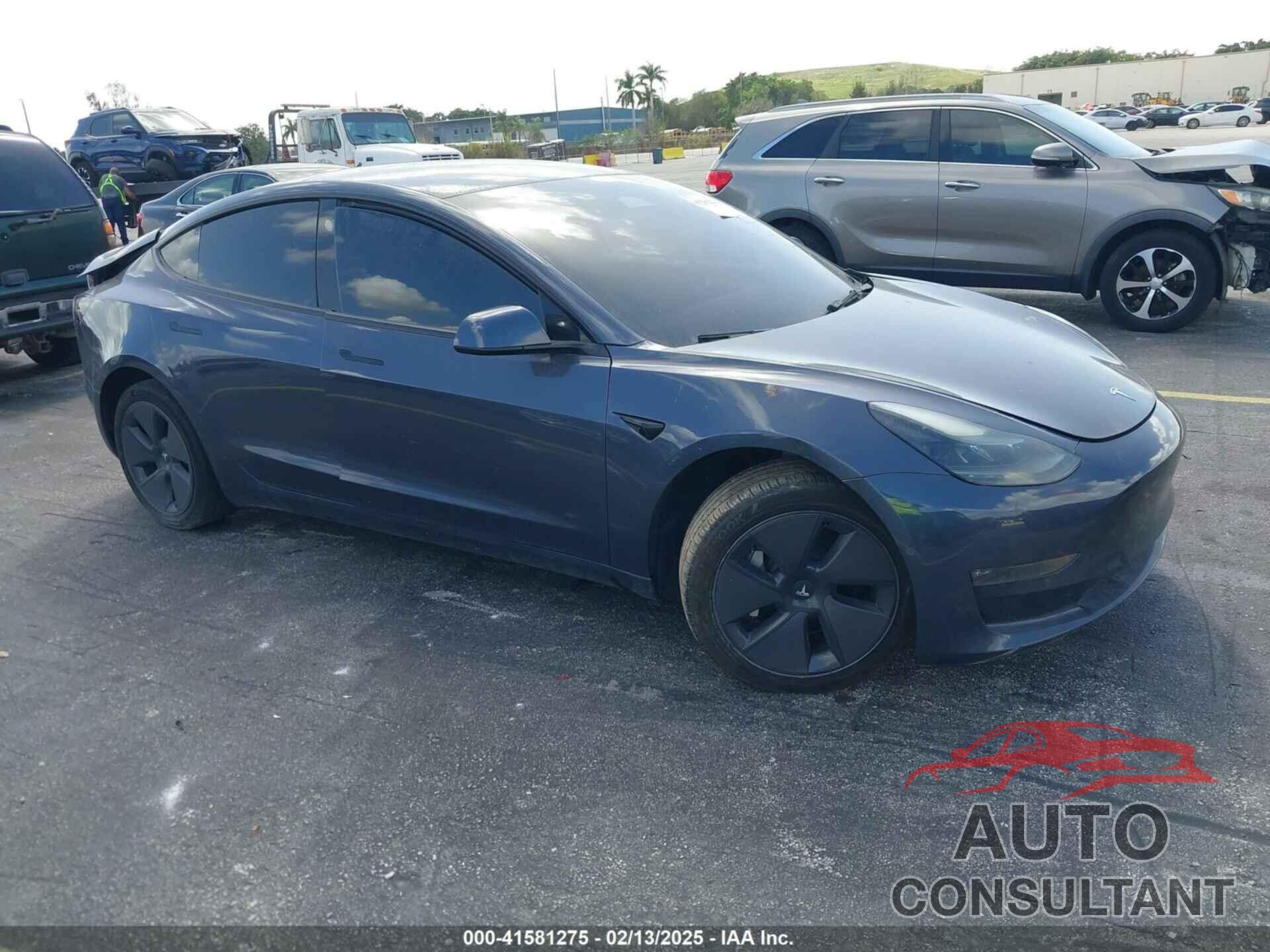 TESLA MODEL 3 2022 - 5YJ3E1EB6NF347856