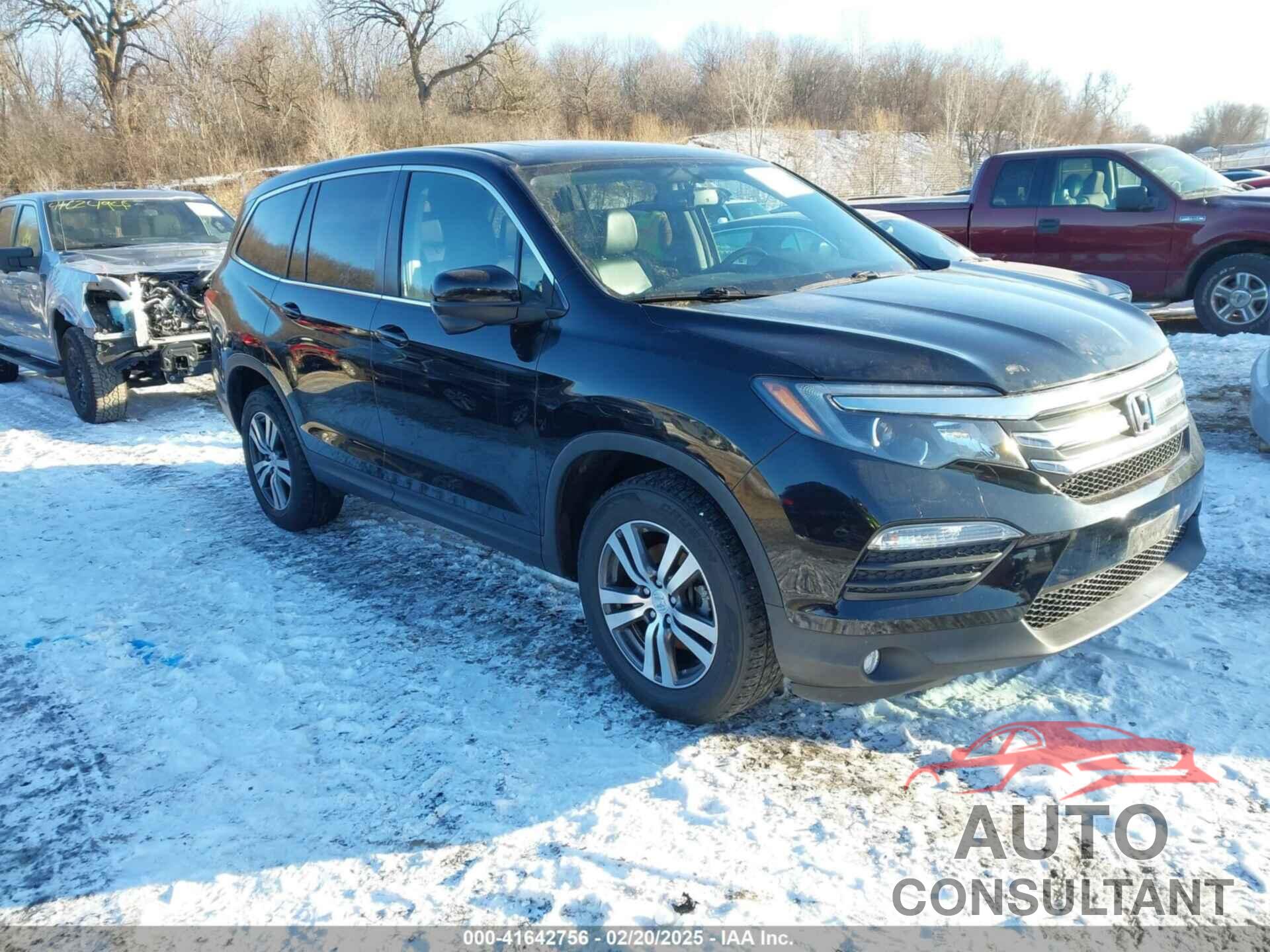 HONDA PILOT 2016 - 5FNYF6H7XGB115951
