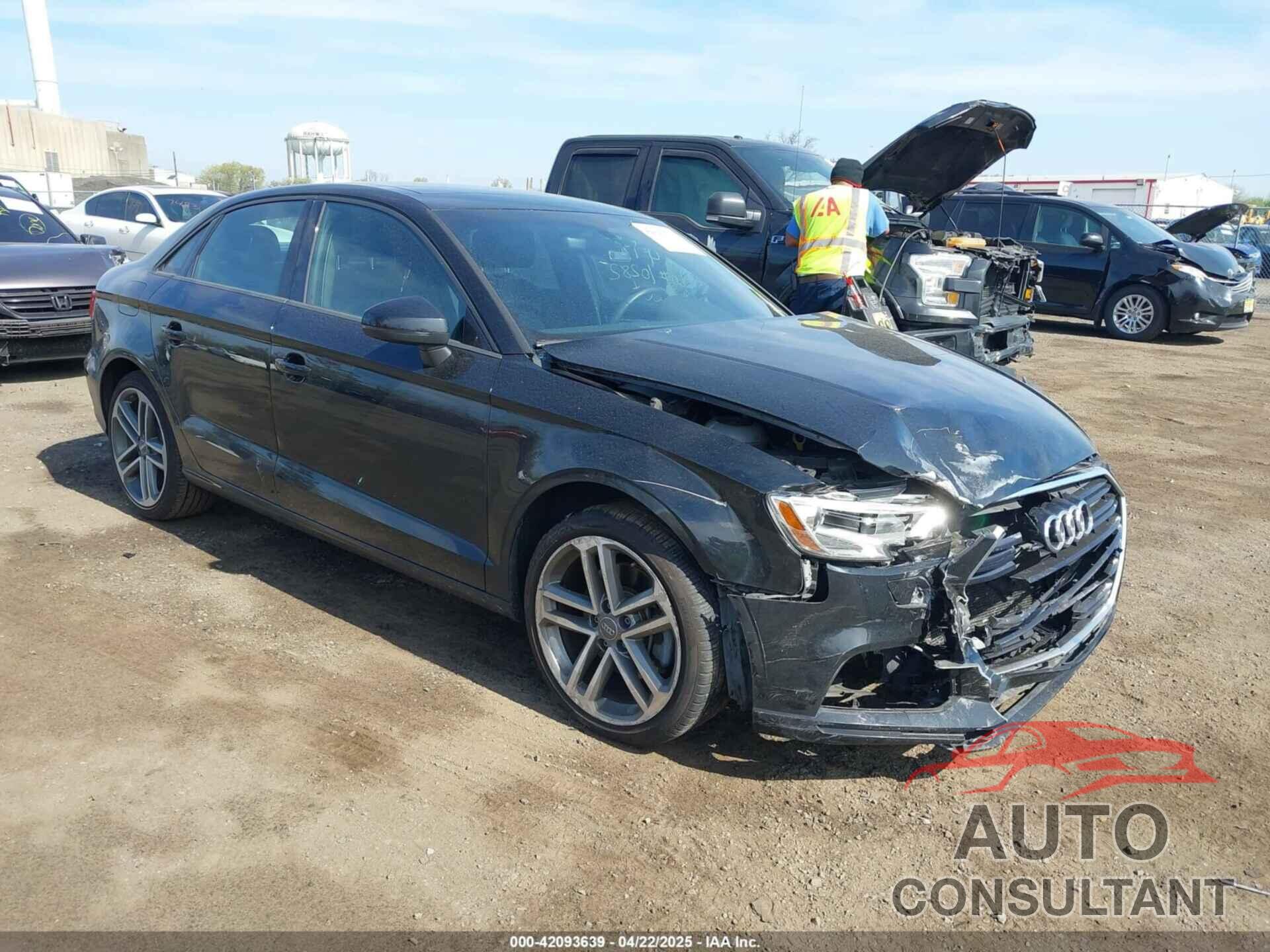 AUDI A3 2018 - WAUAUGFF9J1015540